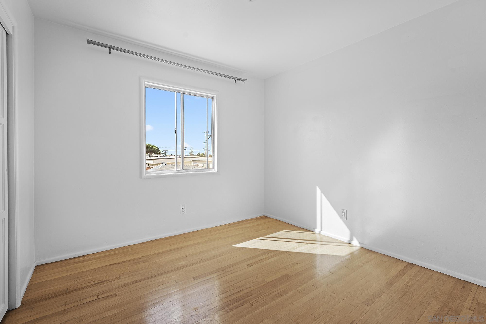 Detail Gallery Image 15 of 24 For 4851  Iroquois Ave, San Diego,  CA 92117 - 2 Beds | 1 Baths