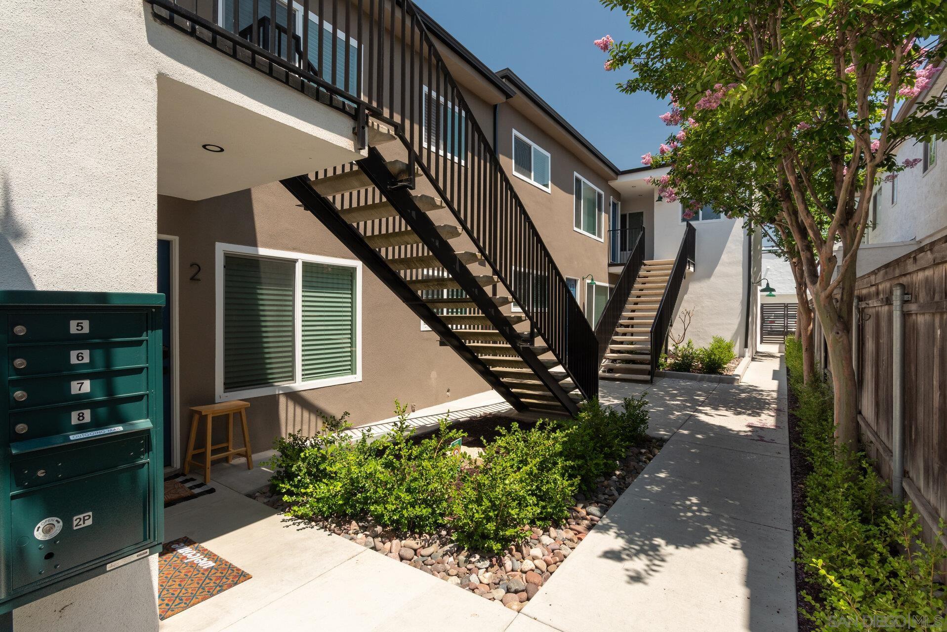 Detail Gallery Image 2 of 11 For 3204  Collier Ave. Unit 6, San Diego,  CA 92116 - 1 Beds | 1 Baths