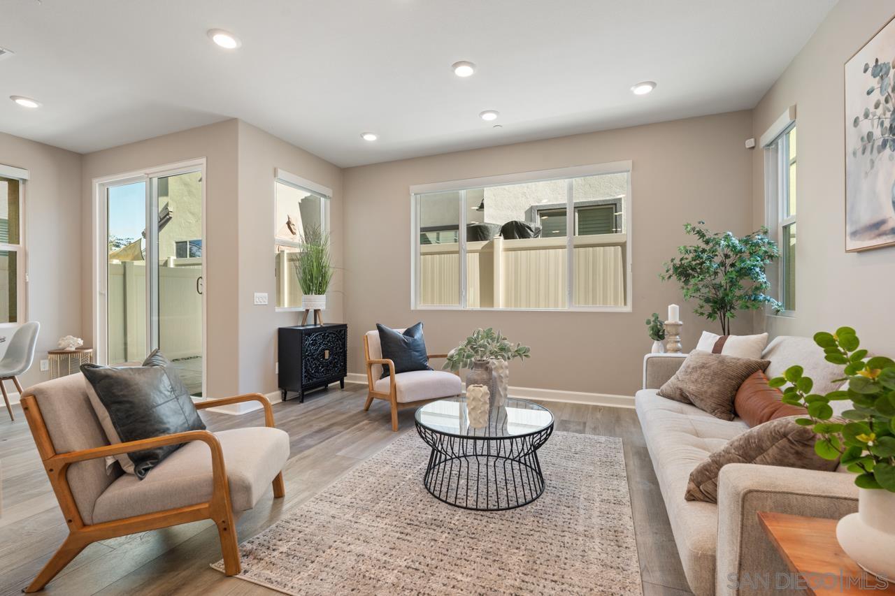 Detail Gallery Image 13 of 73 For 1938  Julie Dawn Pl, Escondido,  CA 92026 - 3 Beds | 2/1 Baths