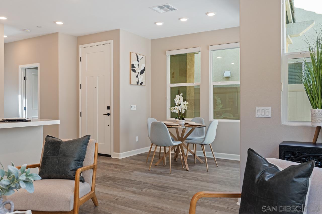 Detail Gallery Image 19 of 73 For 1938  Julie Dawn Pl, Escondido,  CA 92026 - 3 Beds | 2/1 Baths