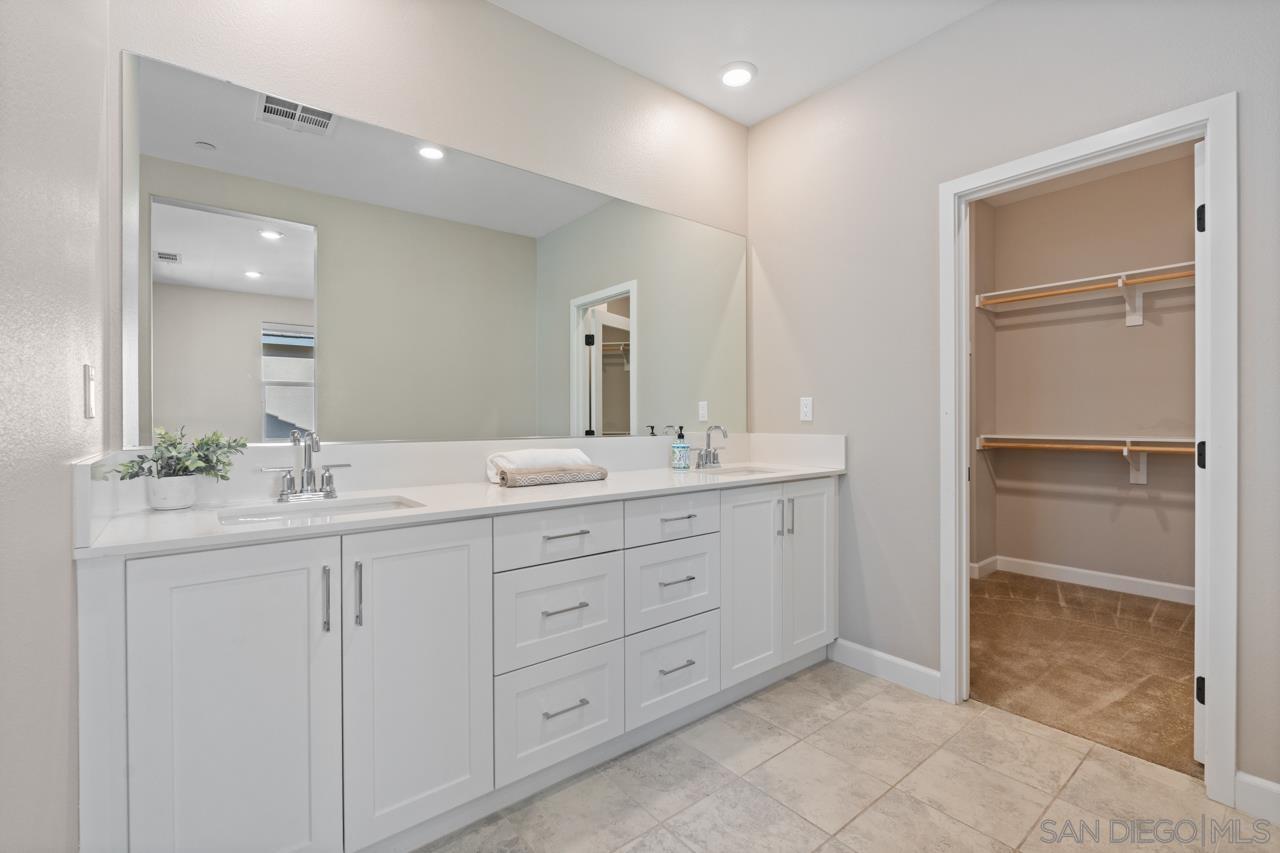 Detail Gallery Image 28 of 73 For 1938  Julie Dawn Pl, Escondido,  CA 92026 - 3 Beds | 2/1 Baths