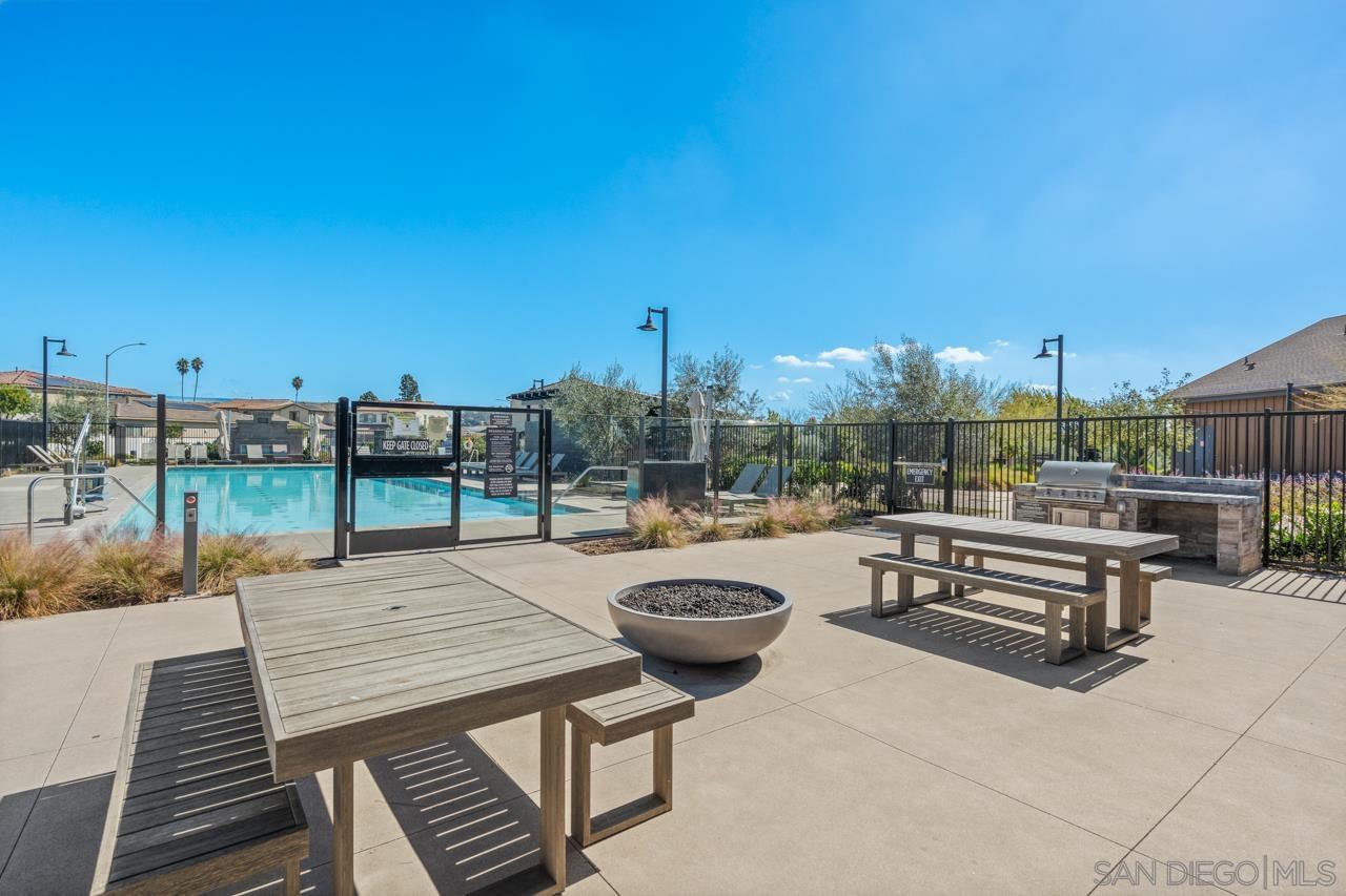 Detail Gallery Image 63 of 73 For 1938  Julie Dawn Pl, Escondido,  CA 92026 - 3 Beds | 2/1 Baths