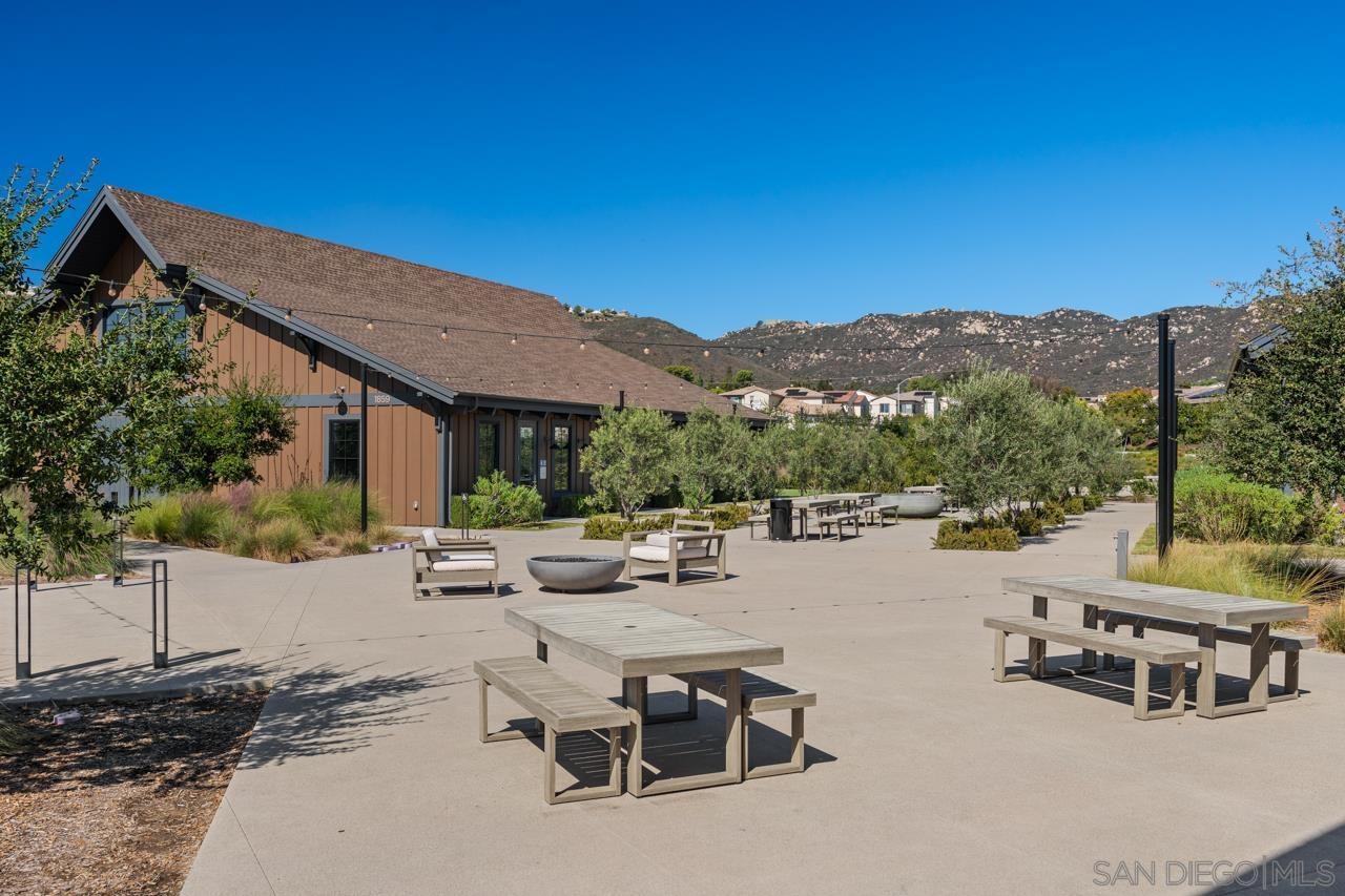 Detail Gallery Image 69 of 73 For 1938  Julie Dawn Pl, Escondido,  CA 92026 - 3 Beds | 2/1 Baths