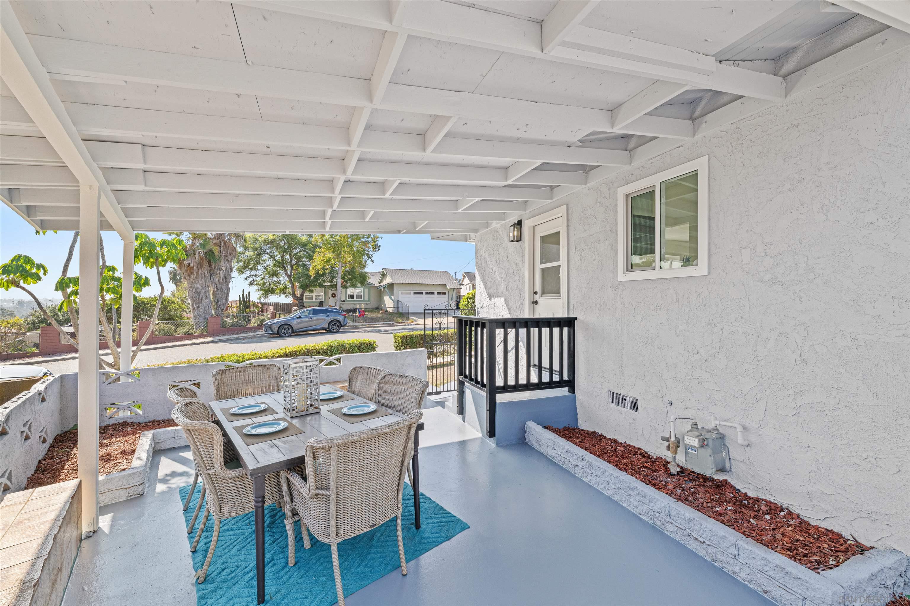Detail Gallery Image 28 of 32 For 2951  Manos Drive, San Diego,  CA 92139 - 4 Beds | 2 Baths