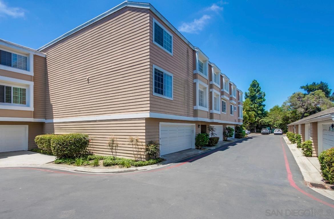 Detail Gallery Image 17 of 40 For 8585  via Mallorca  231, La Jolla,  CA 92037 - 3 Beds | 2 Baths