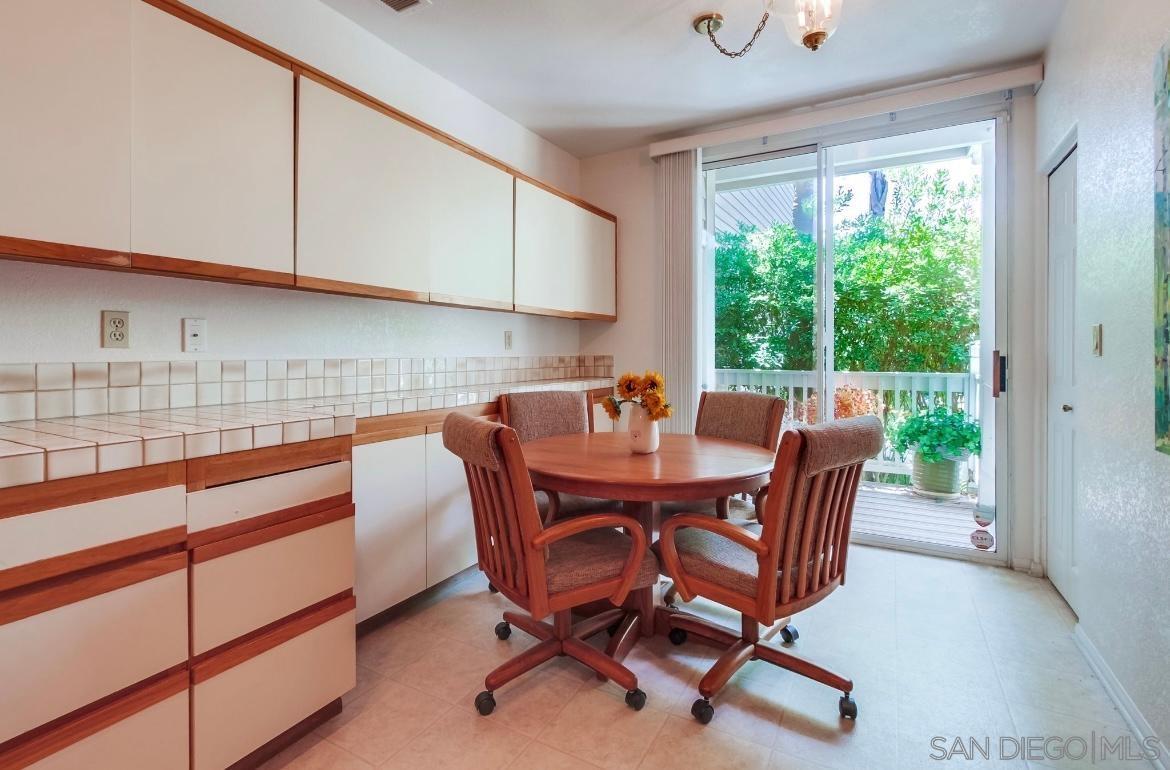 Detail Gallery Image 37 of 40 For 8585  via Mallorca  231, La Jolla,  CA 92037 - 3 Beds | 2 Baths