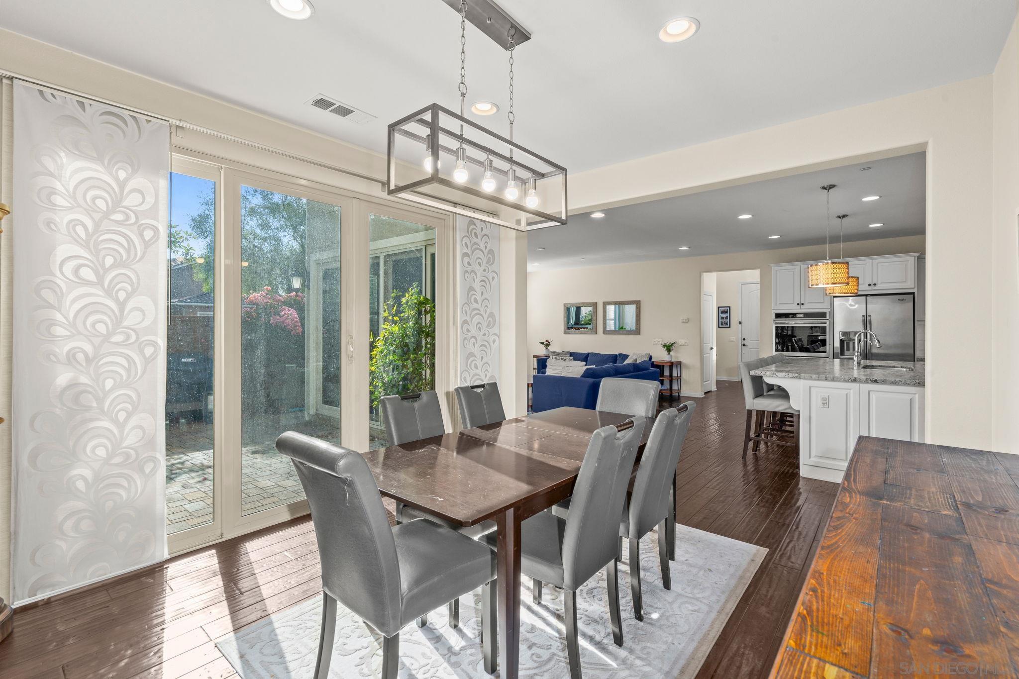 Detail Gallery Image 10 of 38 For 15653  Tanner Ridge Rd, San Diego,  CA 92127 - 4 Beds | 3 Baths