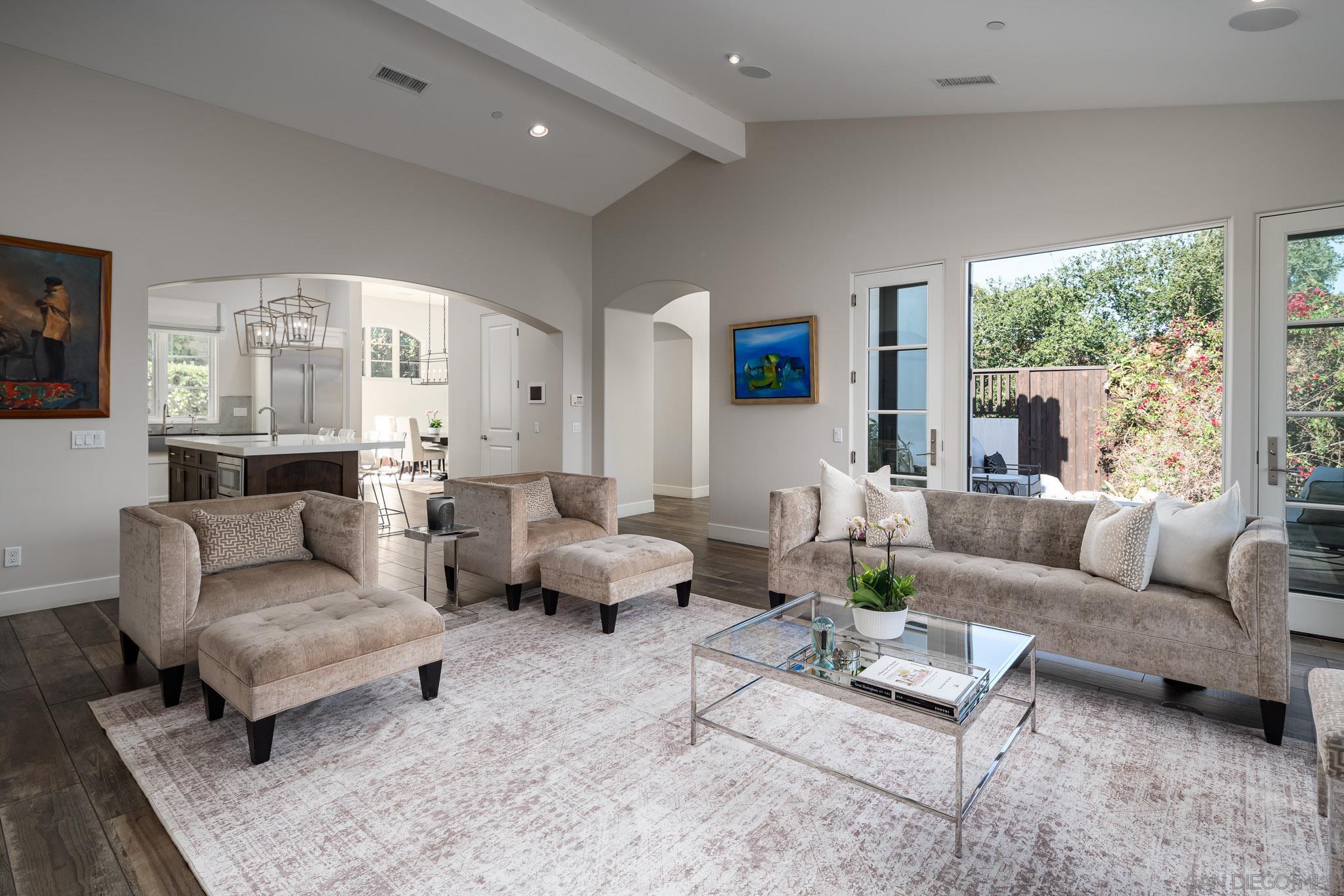 Detail Gallery Image 11 of 37 For 6152  Camino Selva, Rancho Santa Fe,  CA 92067 - 4 Beds | 3/1 Baths
