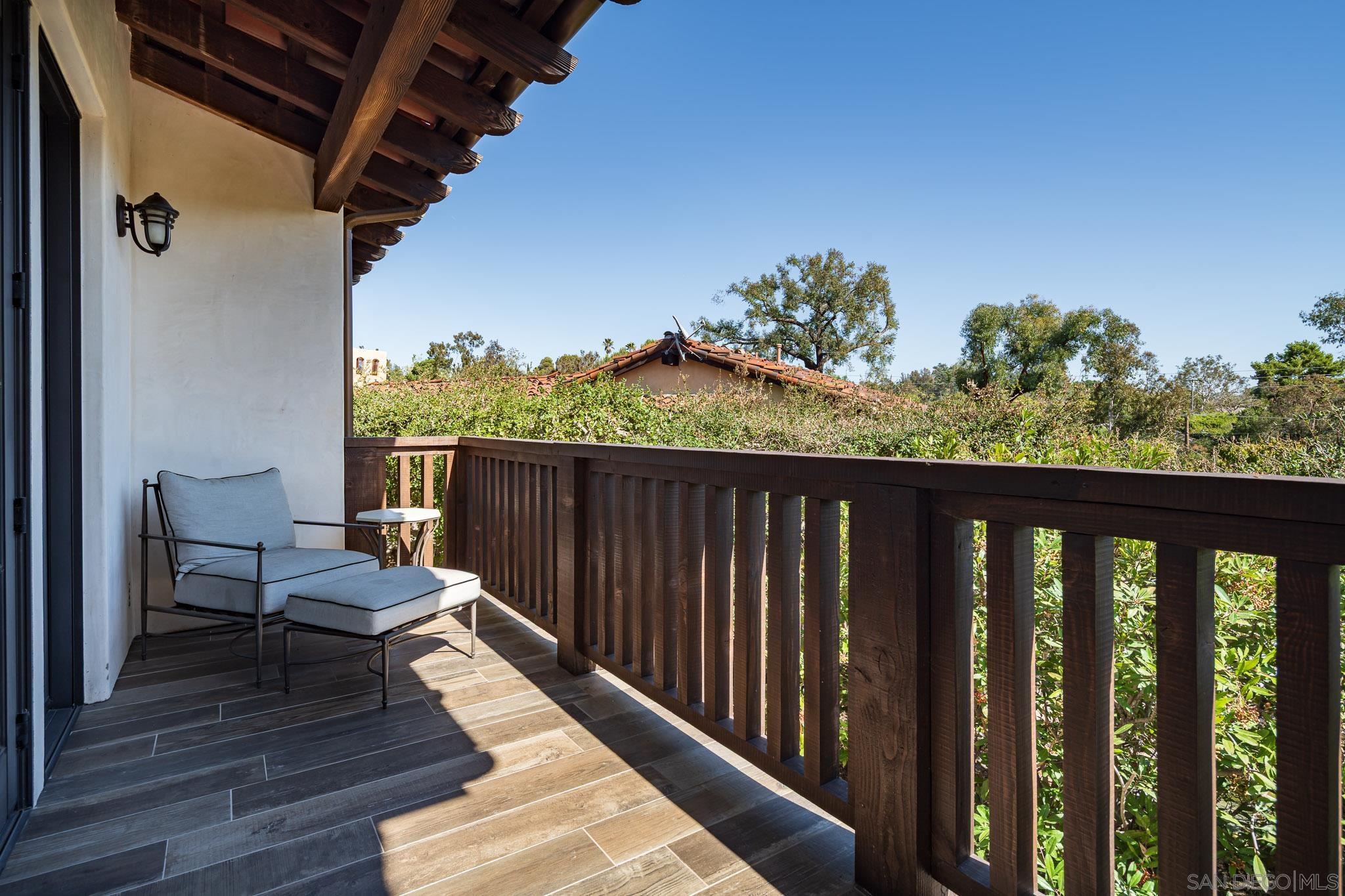 Detail Gallery Image 15 of 37 For 6152  Camino Selva, Rancho Santa Fe,  CA 92067 - 4 Beds | 3/1 Baths