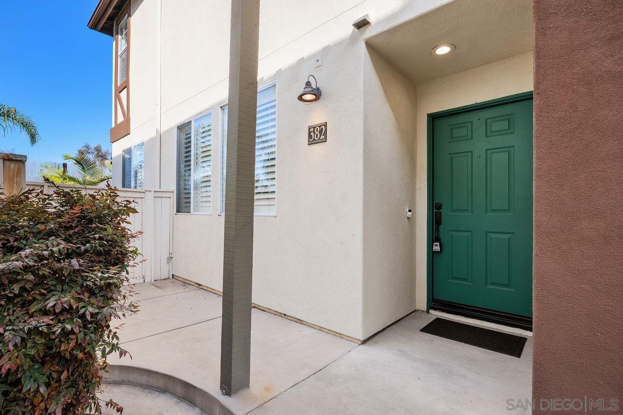 Detail Gallery Image 5 of 43 For 382  Carmel Creeper Pl., Encinitas,  CA 92024 - 2 Beds | 2/1 Baths
