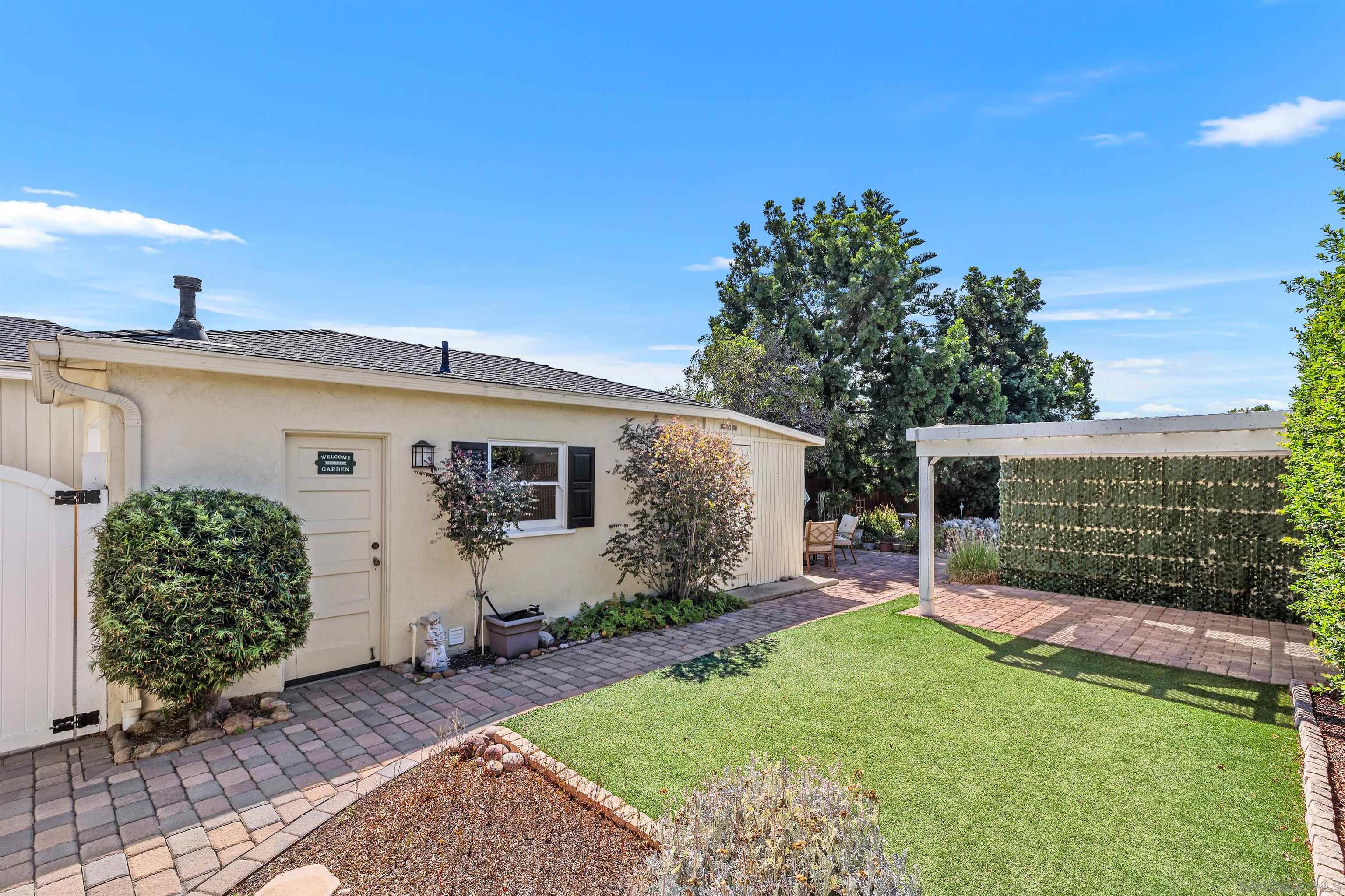 Detail Gallery Image 9 of 40 For 4730  Winona Ave, San Diego,  CA 92115 - 2 Beds | 1 Baths