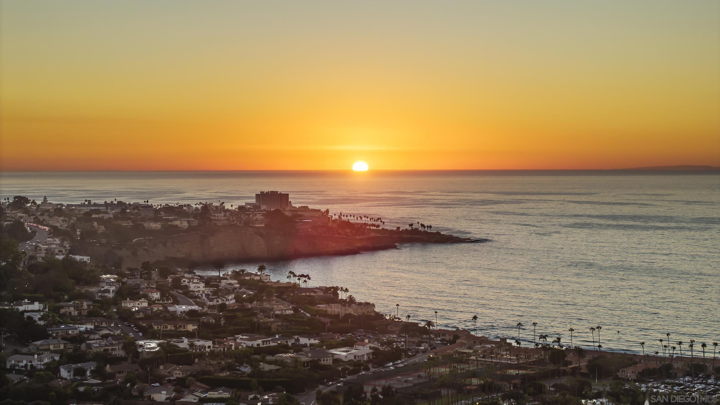 Detail Gallery Image 30 of 30 For 2315  Avenida De La Playa, La Jolla,  CA 92037 - 5 Beds | 3/1 Baths