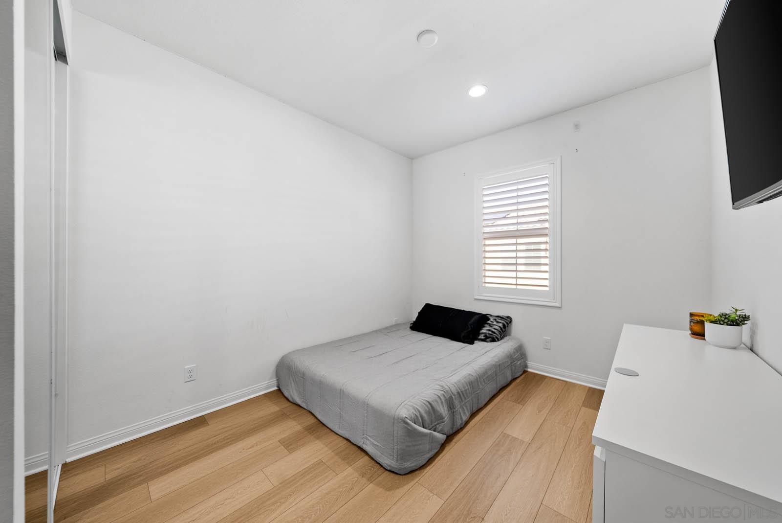 Detail Gallery Image 18 of 33 For 10553  Graphite St, Spring Valley,  CA 91977 - 3 Beds | 2/1 Baths