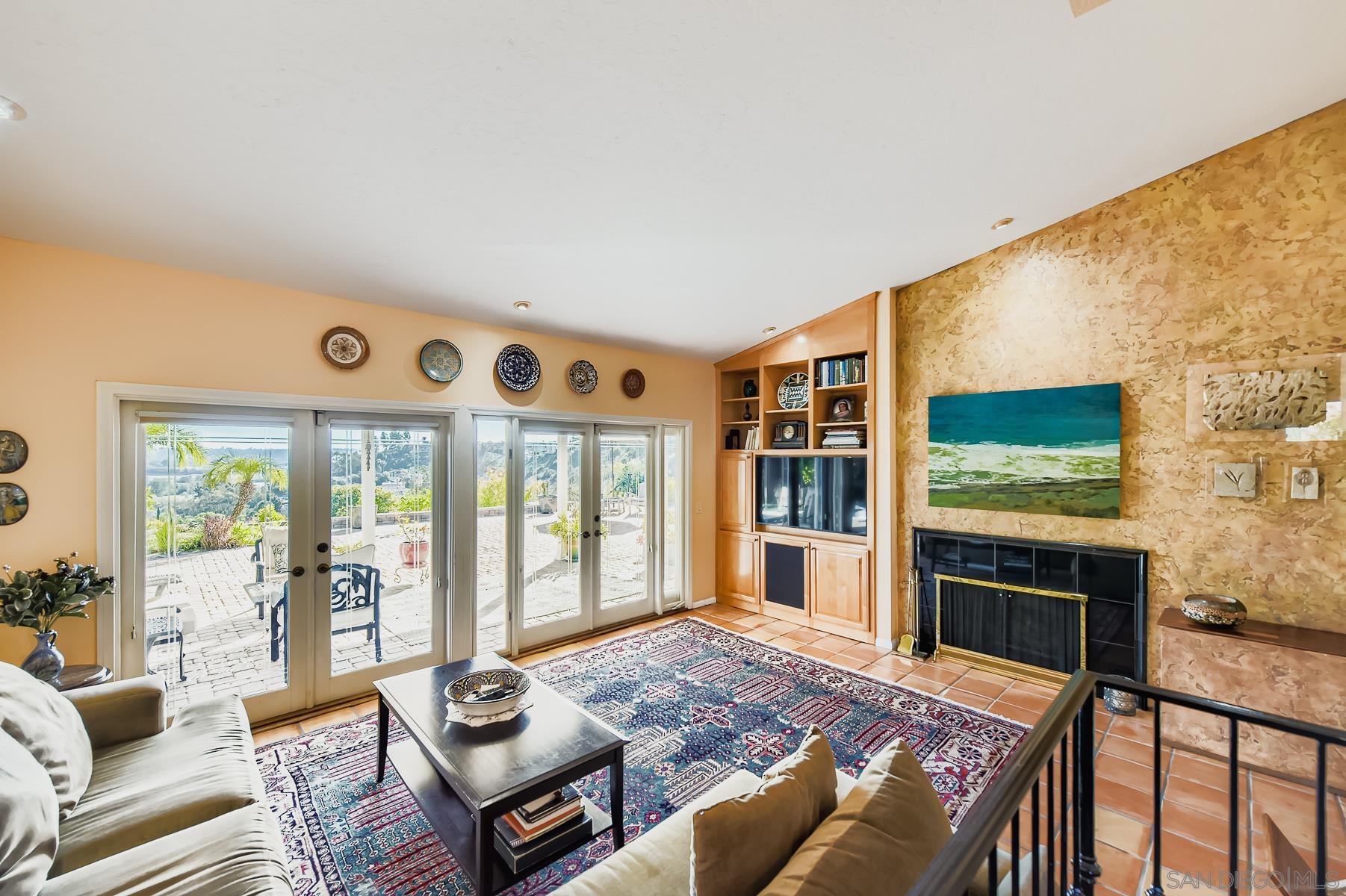 Detail Gallery Image 17 of 37 For 11023  Viacha Dr, San Diego,  CA 92124 - 4 Beds | 2/1 Baths