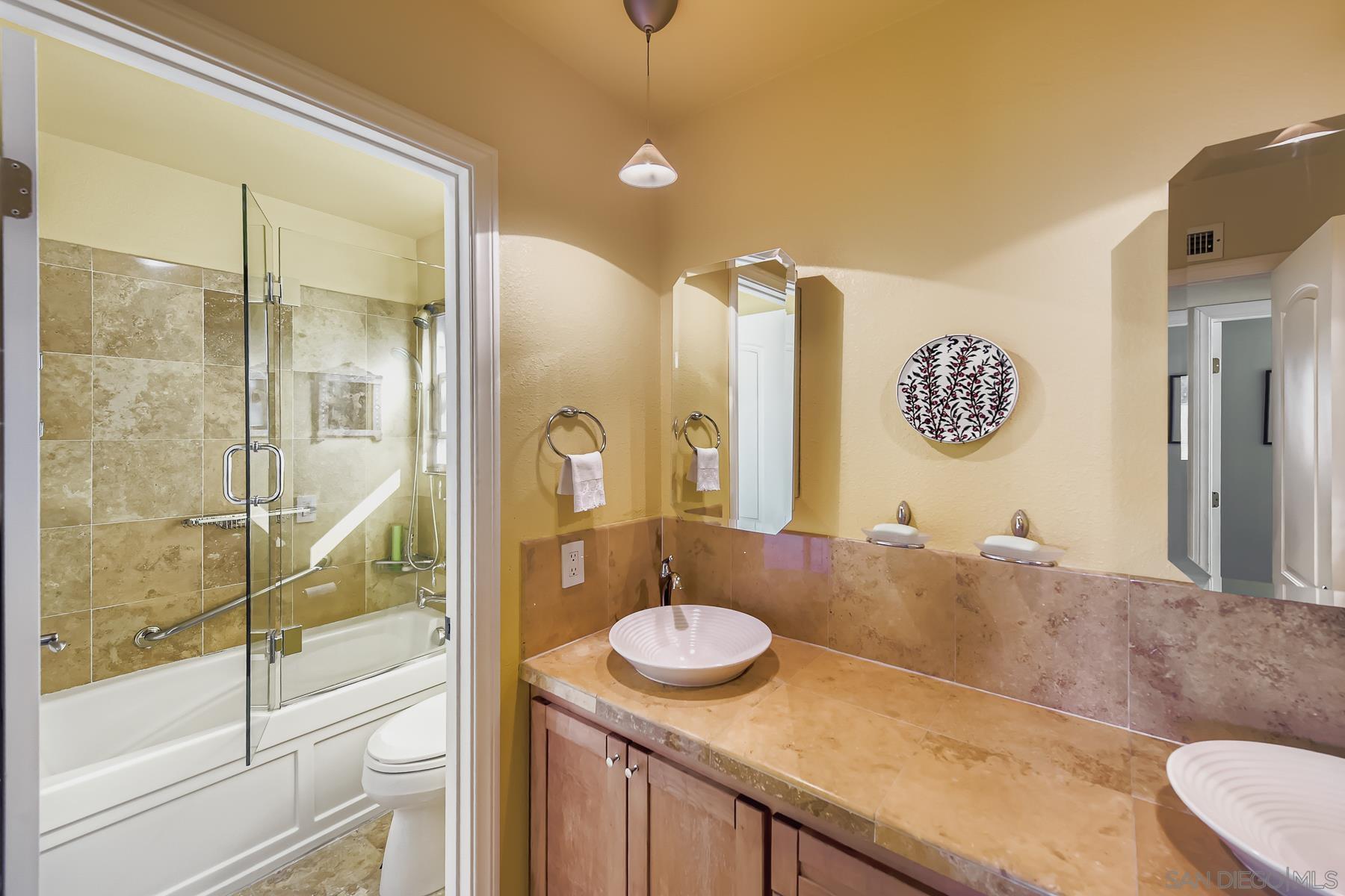 Detail Gallery Image 29 of 37 For 11023  Viacha Dr, San Diego,  CA 92124 - 4 Beds | 2/1 Baths