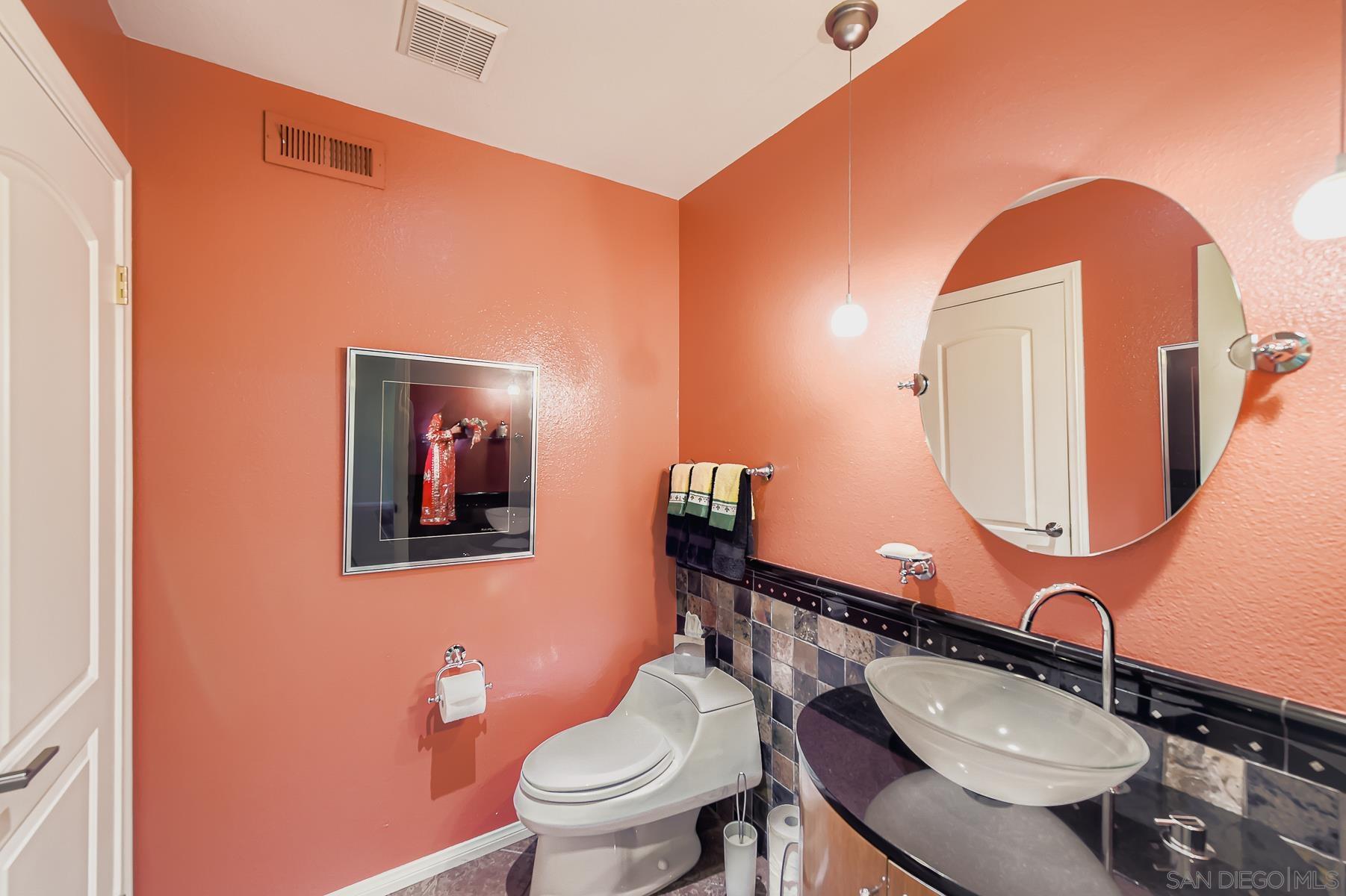 Detail Gallery Image 30 of 37 For 11023  Viacha Dr, San Diego,  CA 92124 - 4 Beds | 2/1 Baths