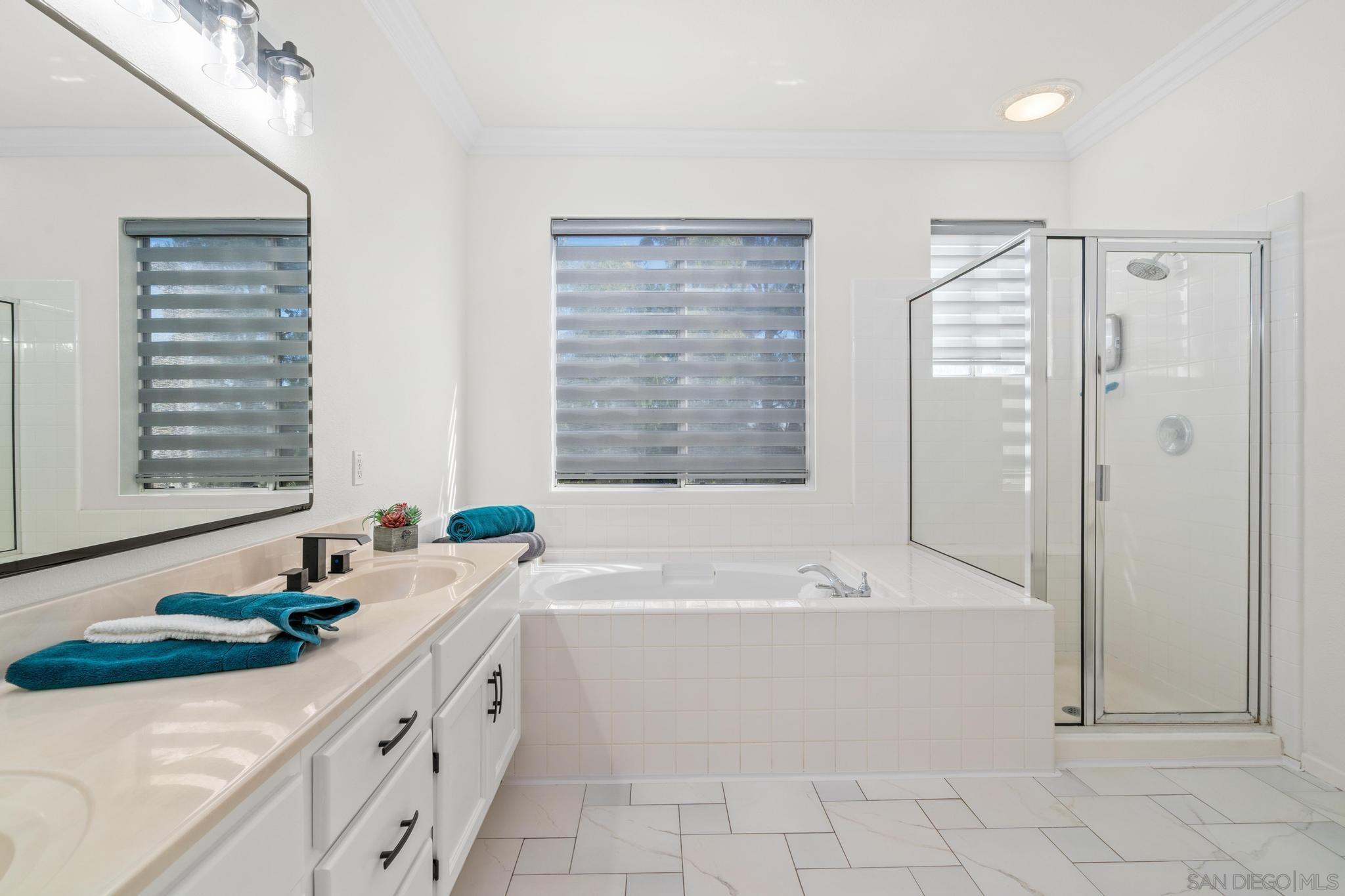 Detail Gallery Image 22 of 33 For 809  River Run Cir, San Marcos,  CA 92069 - 4 Beds | 2/1 Baths