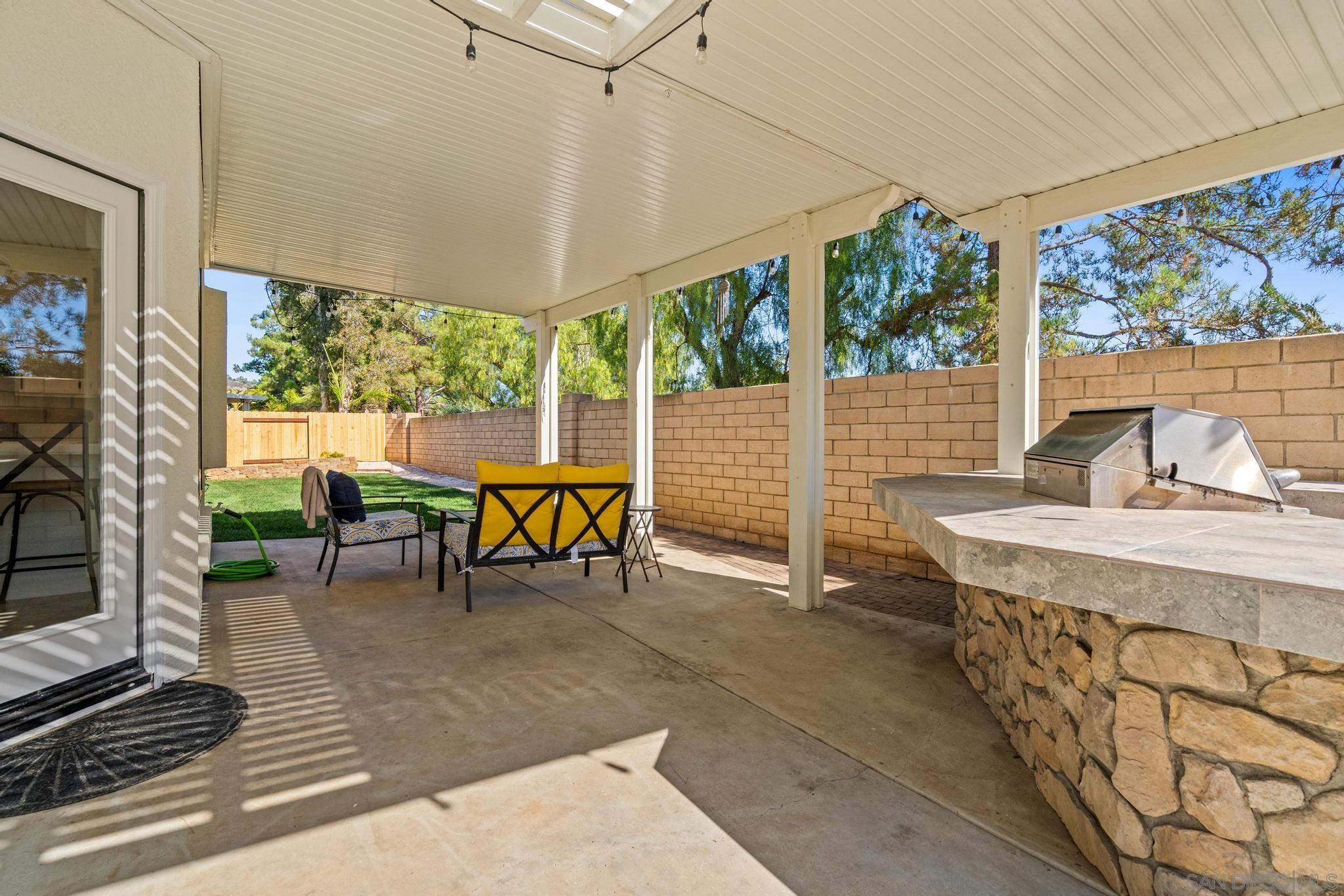 Detail Gallery Image 31 of 33 For 809  River Run Cir, San Marcos,  CA 92069 - 4 Beds | 2/1 Baths