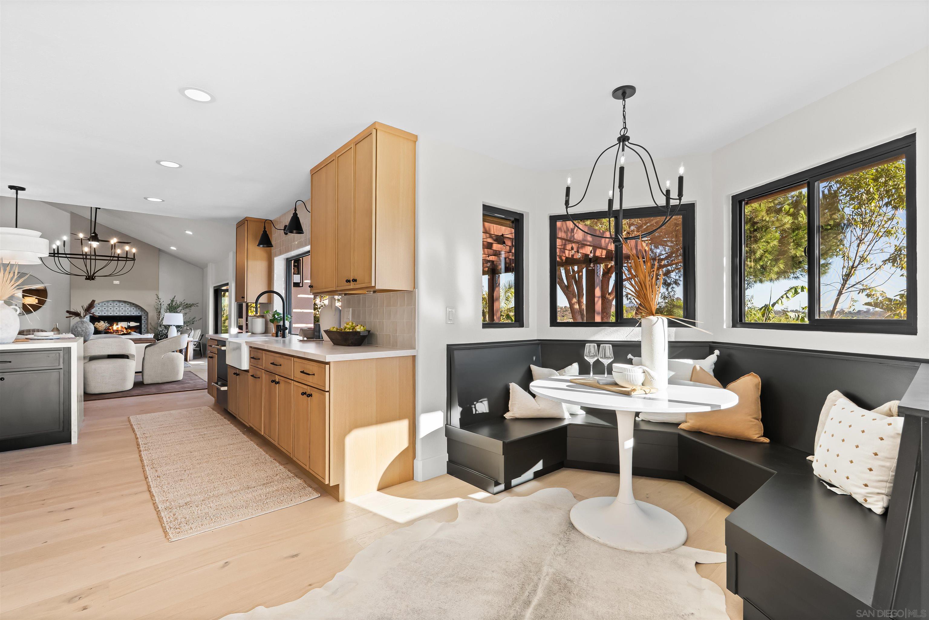 Detail Gallery Image 14 of 72 For 1170  Rancho Encinitas Dr, Encinitas,  CA 92024 - 4 Beds | 3/1 Baths