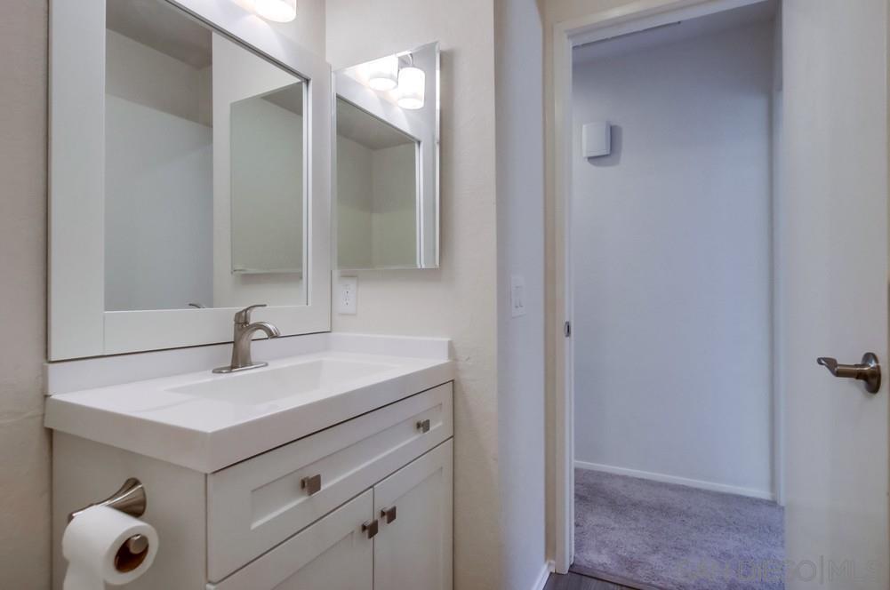 Detail Gallery Image 27 of 36 For 11215  Avenida De Los Lobos  D, San Diego,  CA 92127 - 2 Beds | 2 Baths