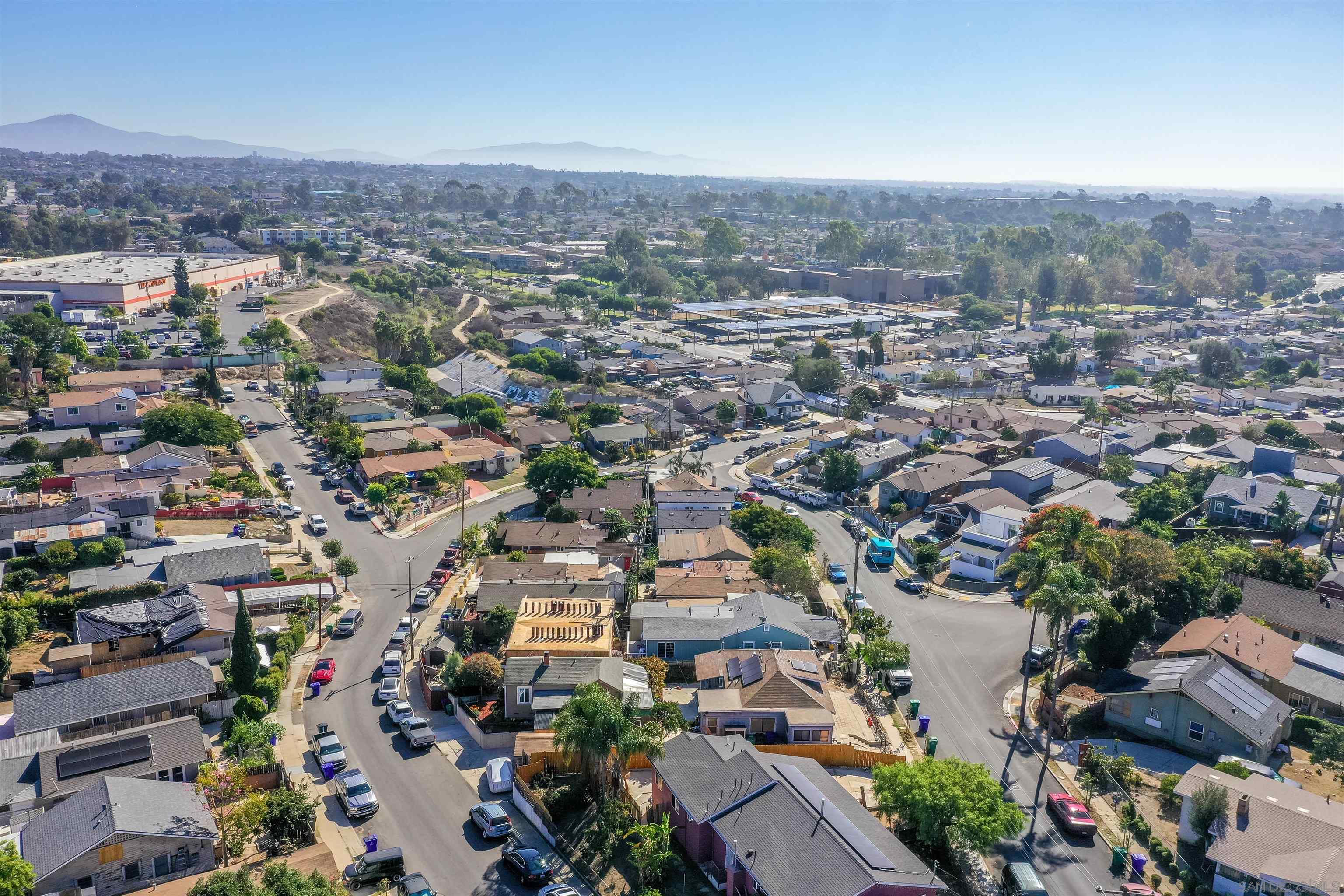 Detail Gallery Image 33 of 36 For 4147  San Miguel Ave, San Diego,  CA 92113 - 2 Beds | 1/1 Baths