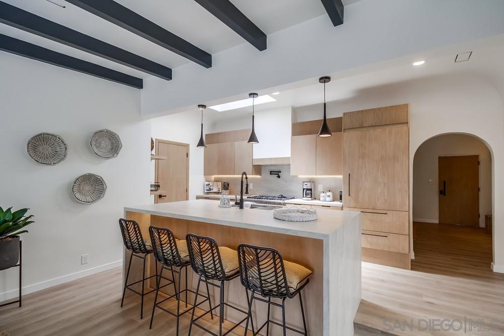 Detail Gallery Image 6 of 38 For 1855  Reed, San Diego,  CA 92109 - 3 Beds | 2/1 Baths