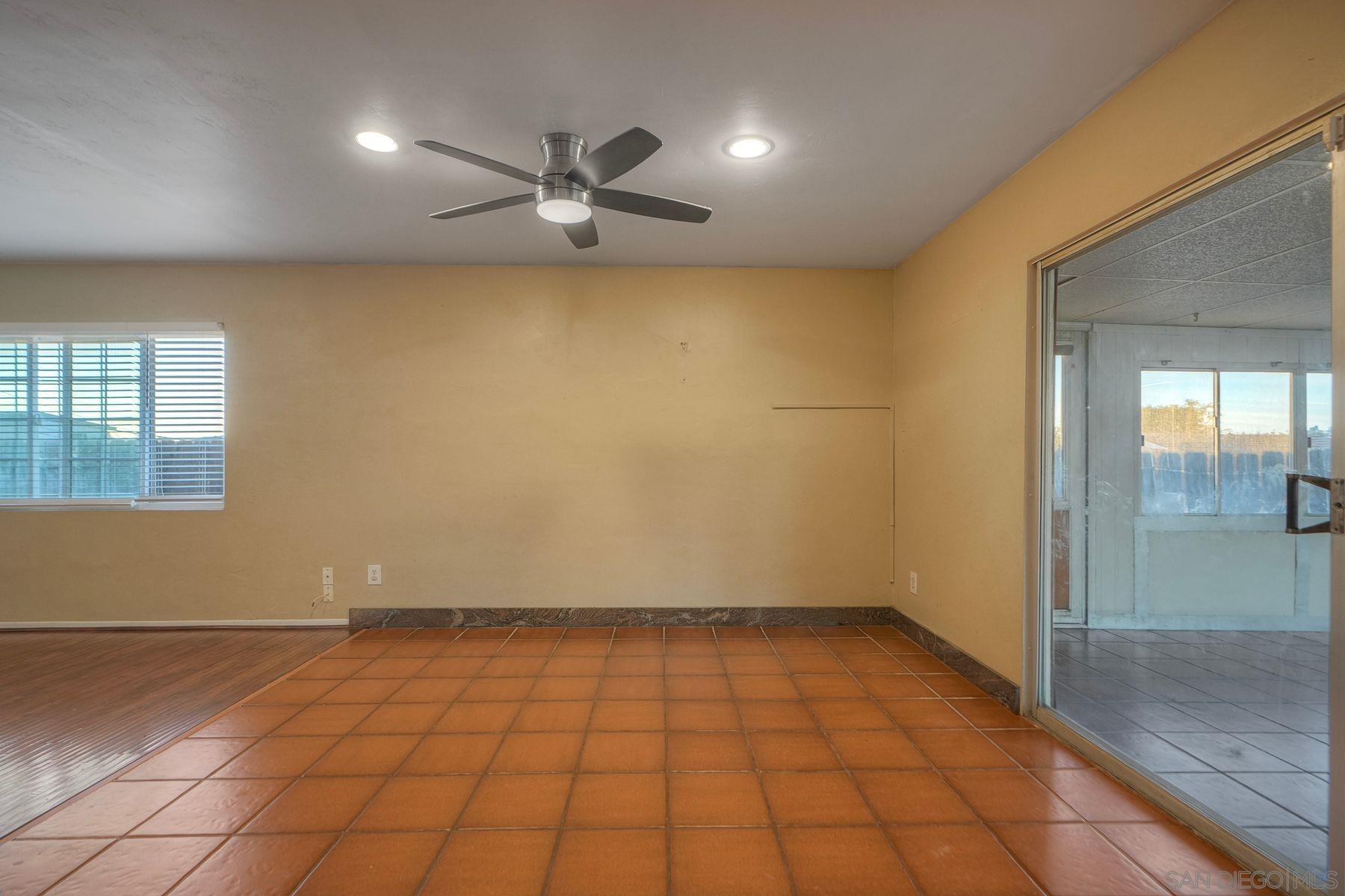 Detail Gallery Image 13 of 39 For 10226  Ramona Dr, Spring Valley,  CA 91977 - 3 Beds | 2 Baths