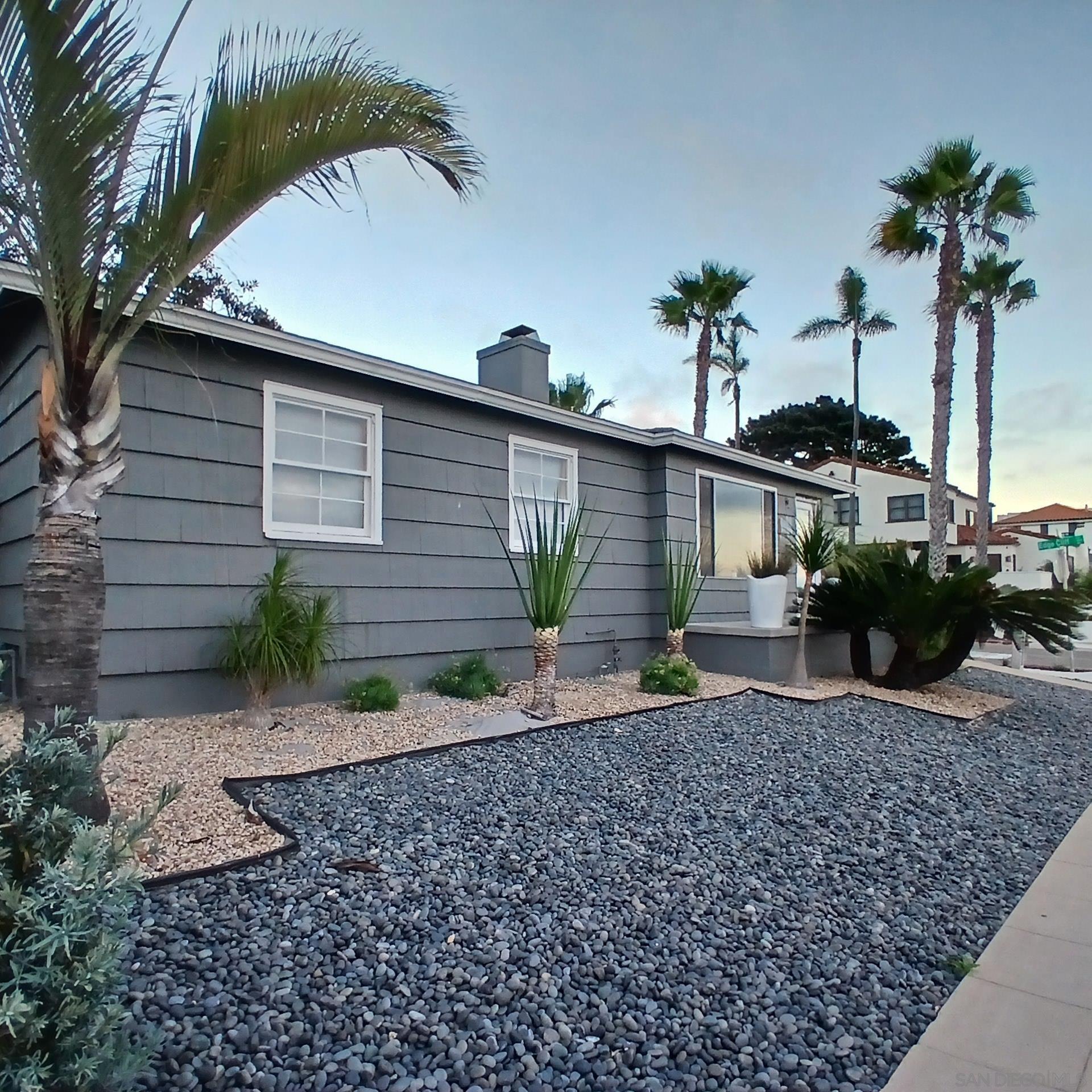 Detail Gallery Image 13 of 36 For 3403  Riviera, San Diego,  CA 92109 - 4 Beds | 2 Baths