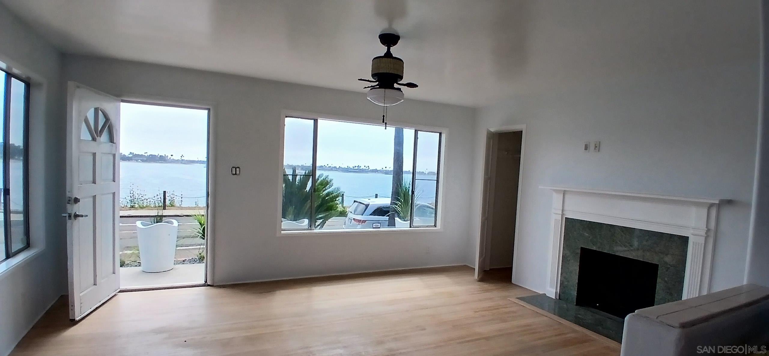 Detail Gallery Image 18 of 36 For 3403  Riviera, San Diego,  CA 92109 - 4 Beds | 2 Baths