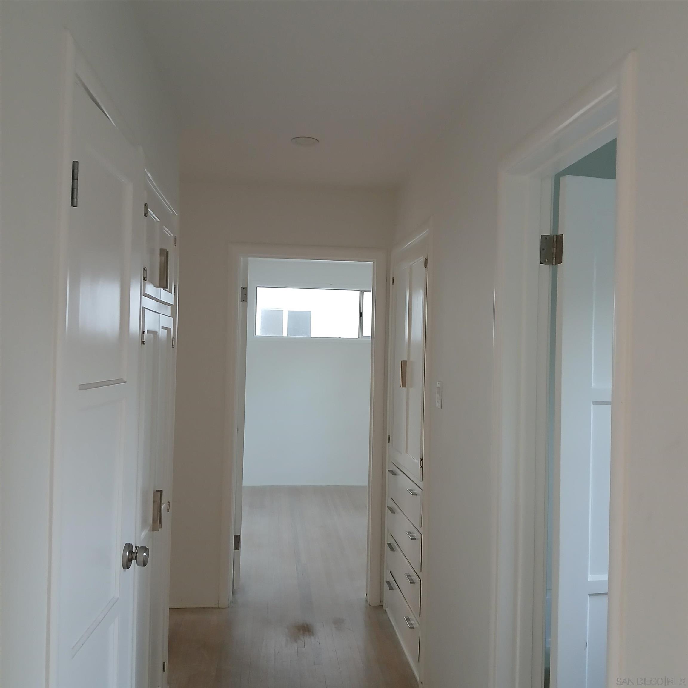 Detail Gallery Image 22 of 36 For 3403  Riviera, San Diego,  CA 92109 - 4 Beds | 2 Baths