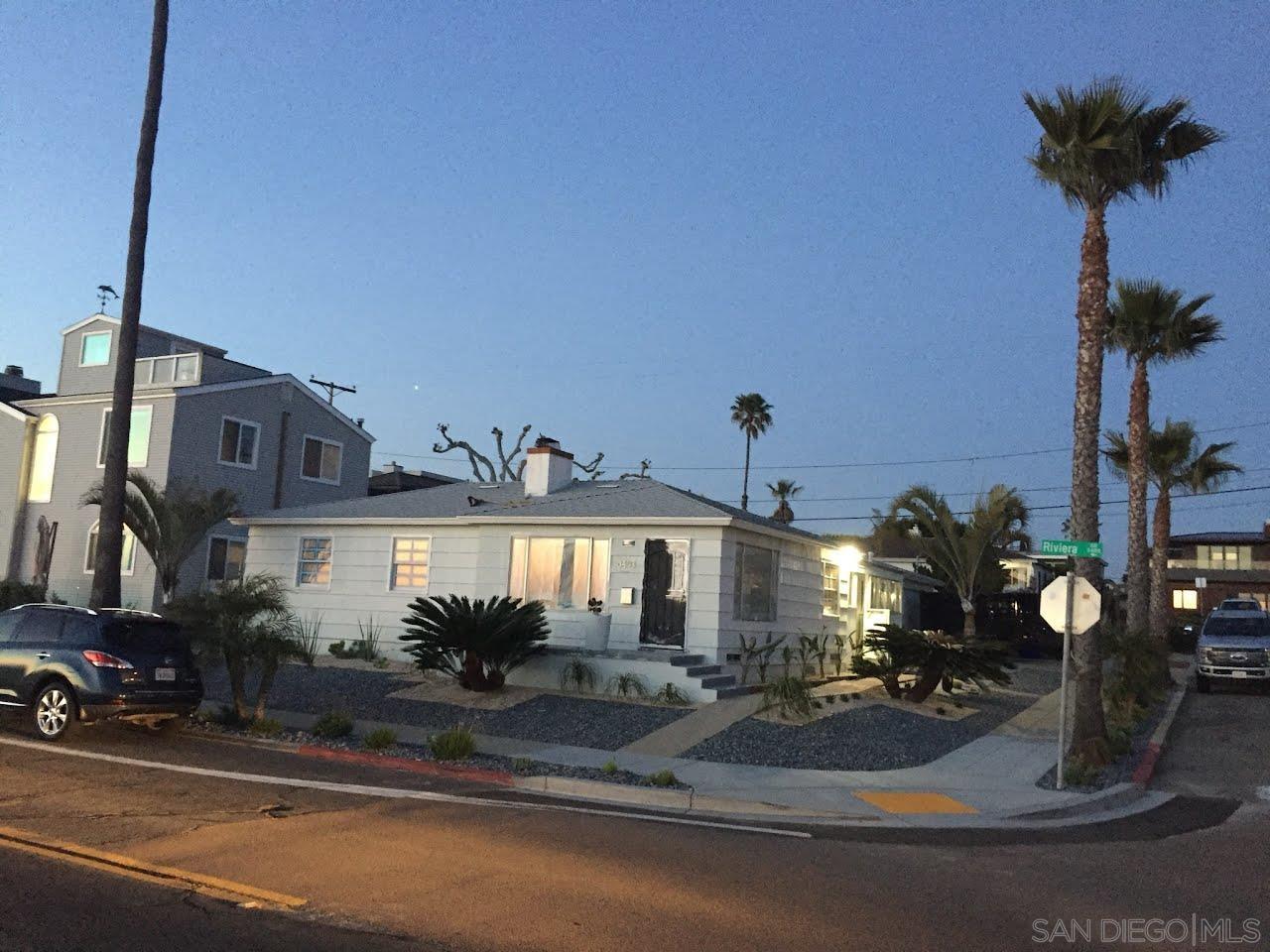 Detail Gallery Image 7 of 36 For 3403  Riviera, San Diego,  CA 92109 - 4 Beds | 2 Baths