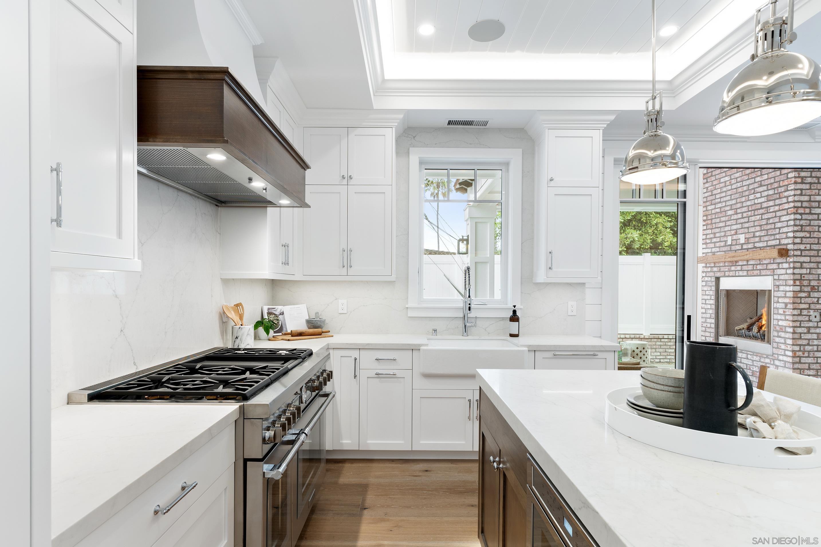 Detail Gallery Image 23 of 75 For 462  Westbourne St, La Jolla,  CA 92037 - 5 Beds | 4/1 Baths