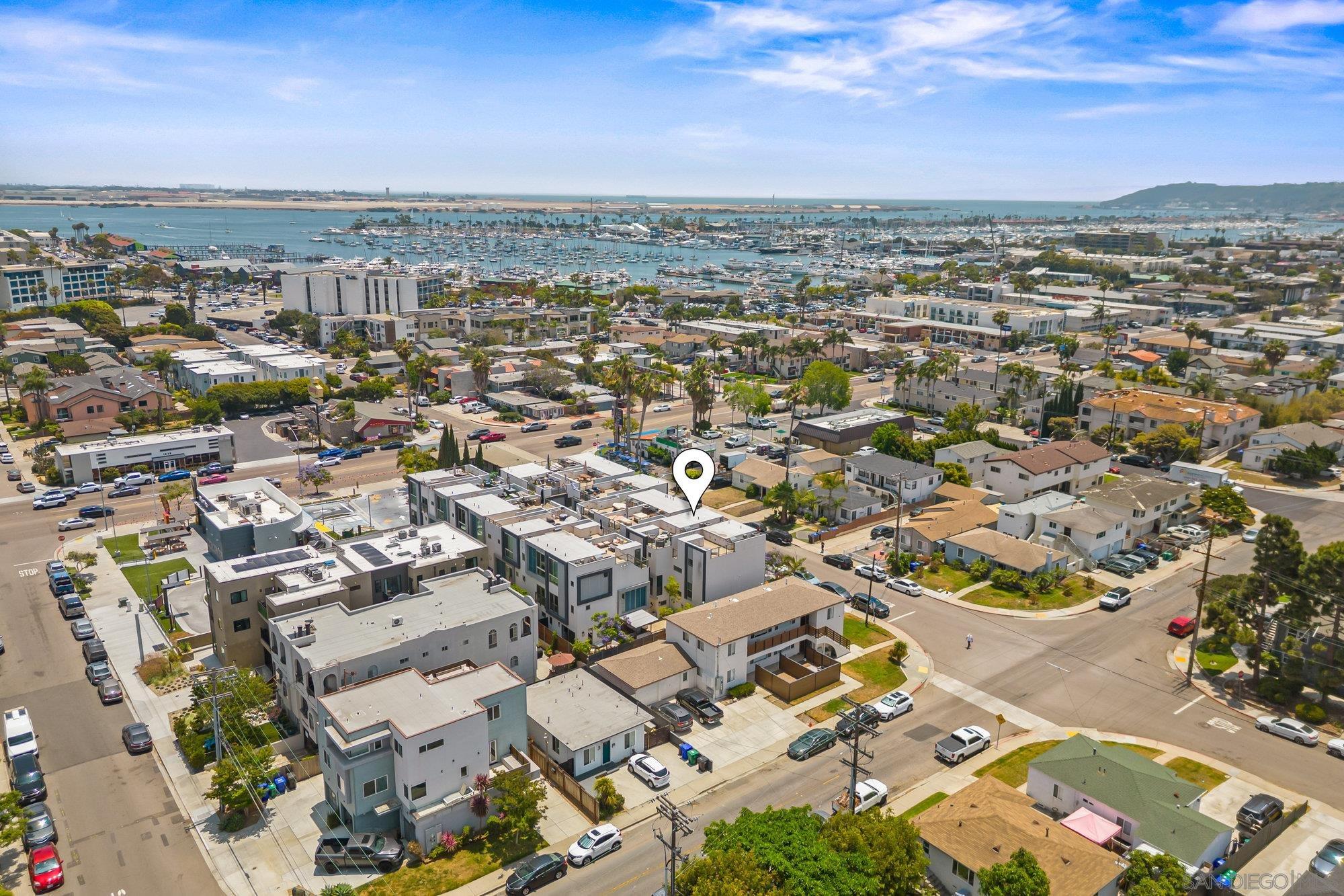 Detail Gallery Image 25 of 30 For 3030  Jarvis St  #2,  San Diego,  CA 92106 - 3 Beds | 3/1 Baths