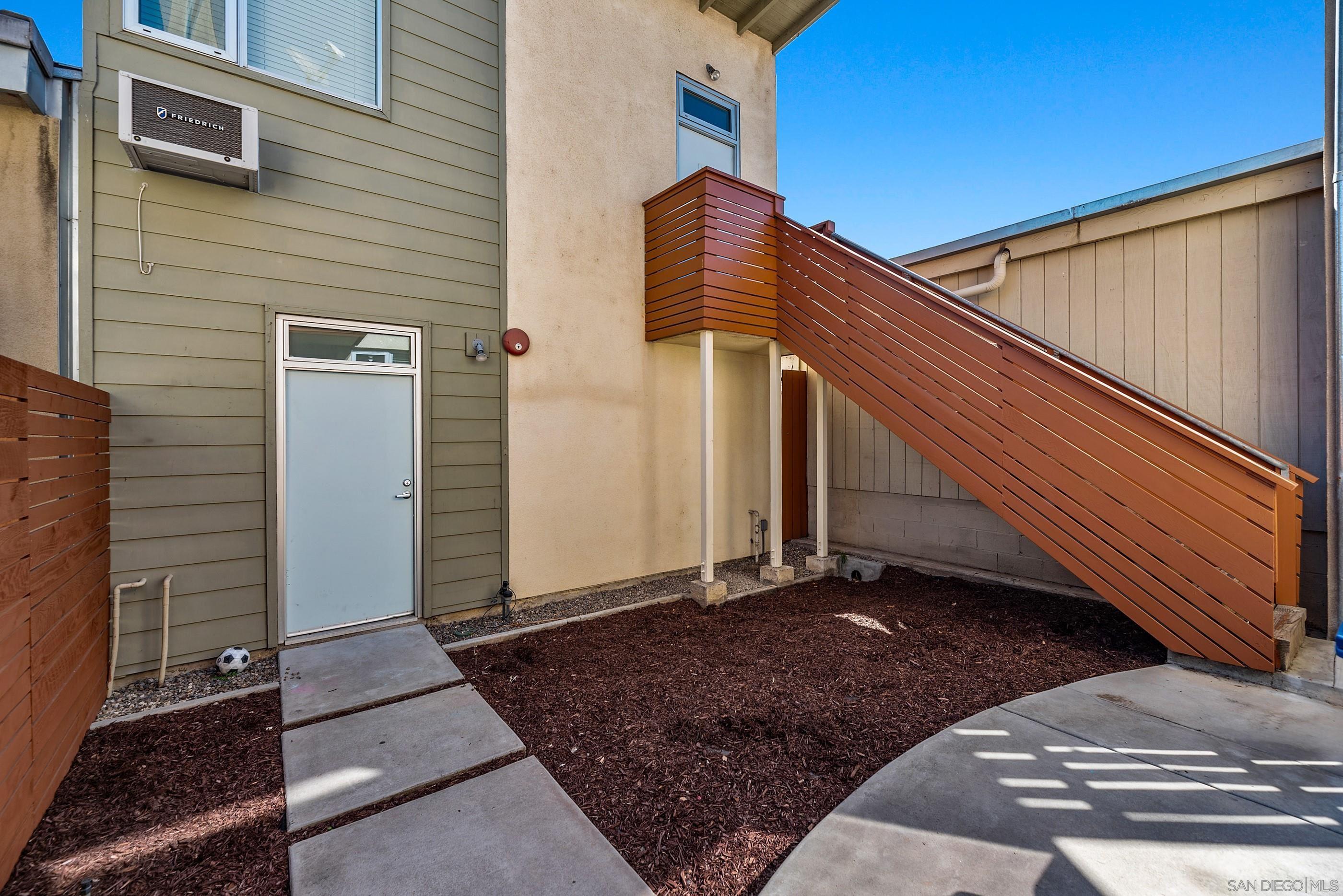 Detail Gallery Image 35 of 42 For 111  E Pennsylvania Ave, Escondido,  CA 92025 - 3 Beds | 3/1 Baths