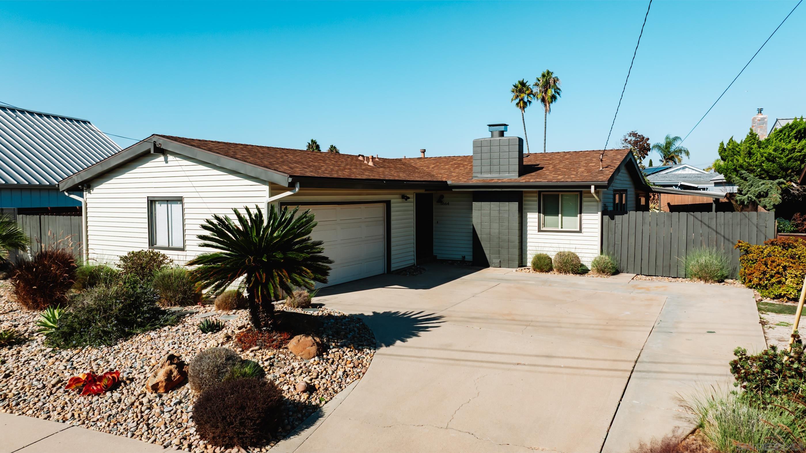 Front Image Thumbnail for SD250042704