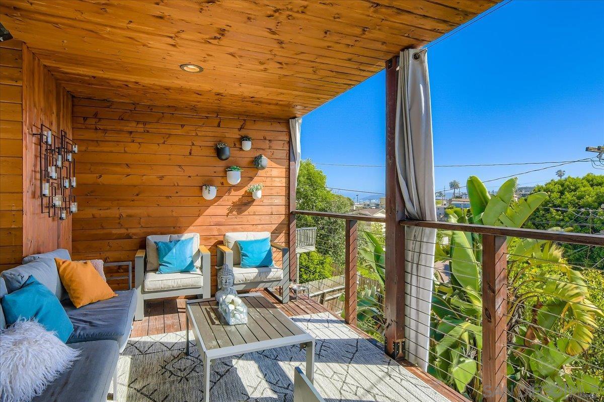 Detail Gallery Image 16 of 38 For 3503  Quimby, San Diego,  CA 92106 - 4 Beds | 3 Baths