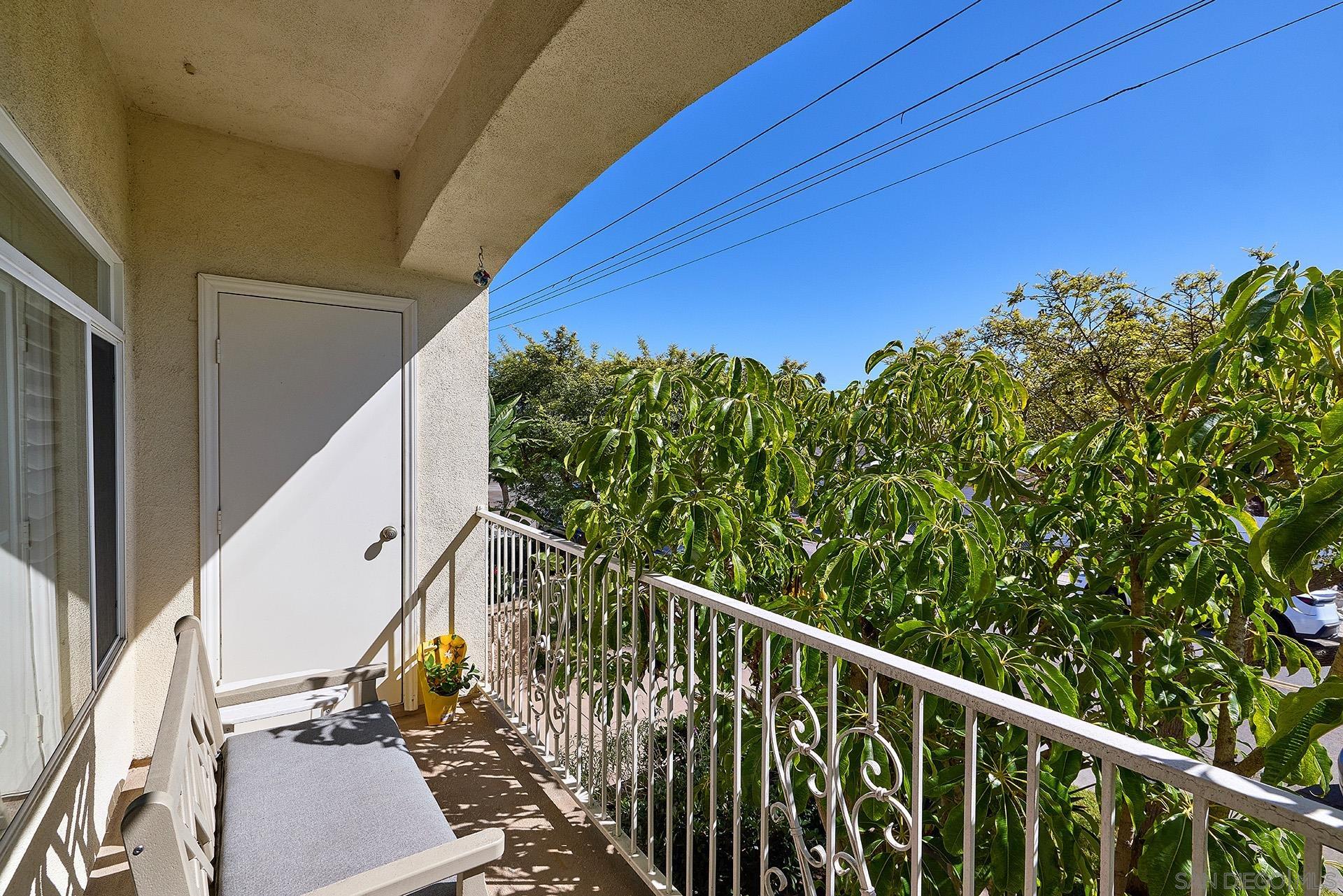 Detail Gallery Image 19 of 24 For 3106  Hugo, San Diego,  CA 92106 - 2 Beds | 2/1 Baths