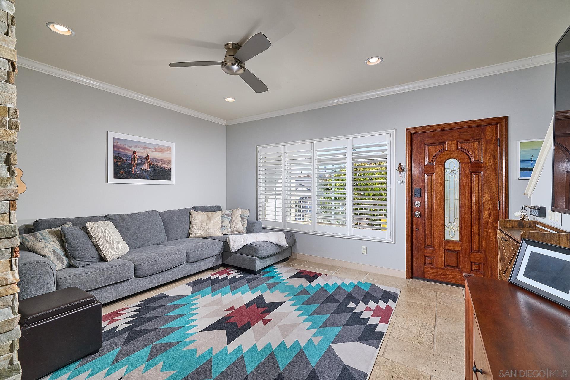 Detail Gallery Image 5 of 24 For 3106  Hugo, San Diego,  CA 92106 - 2 Beds | 2/1 Baths