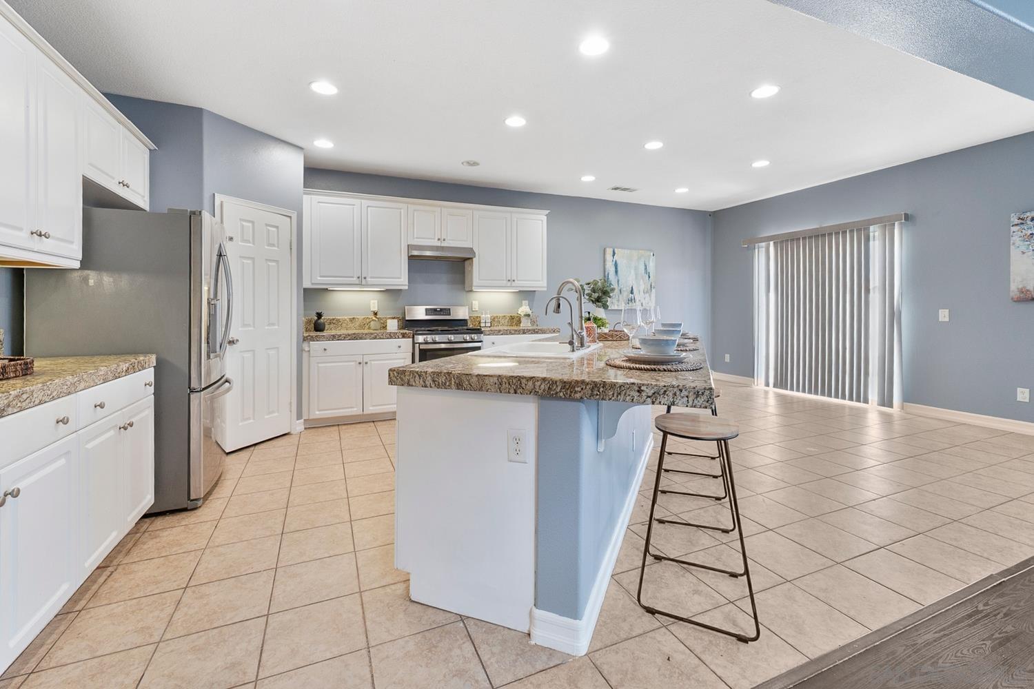 Detail Gallery Image 11 of 52 For 1579  Washington Ave, San Jacinto,  CA 92583 - 6 Beds | 3 Baths