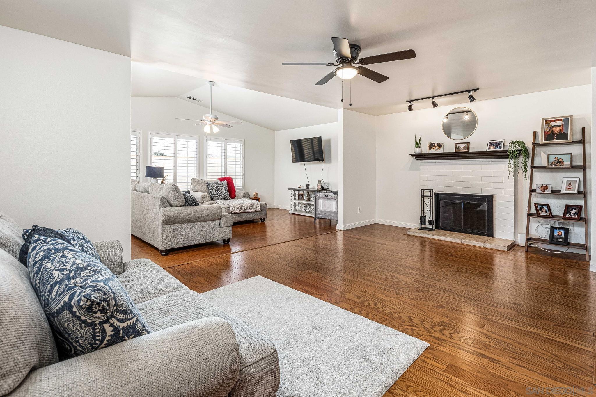 Detail Gallery Image 2 of 27 For 3672  Byrd St, San Diego,  CA 92154 - 4 Beds | 3 Baths