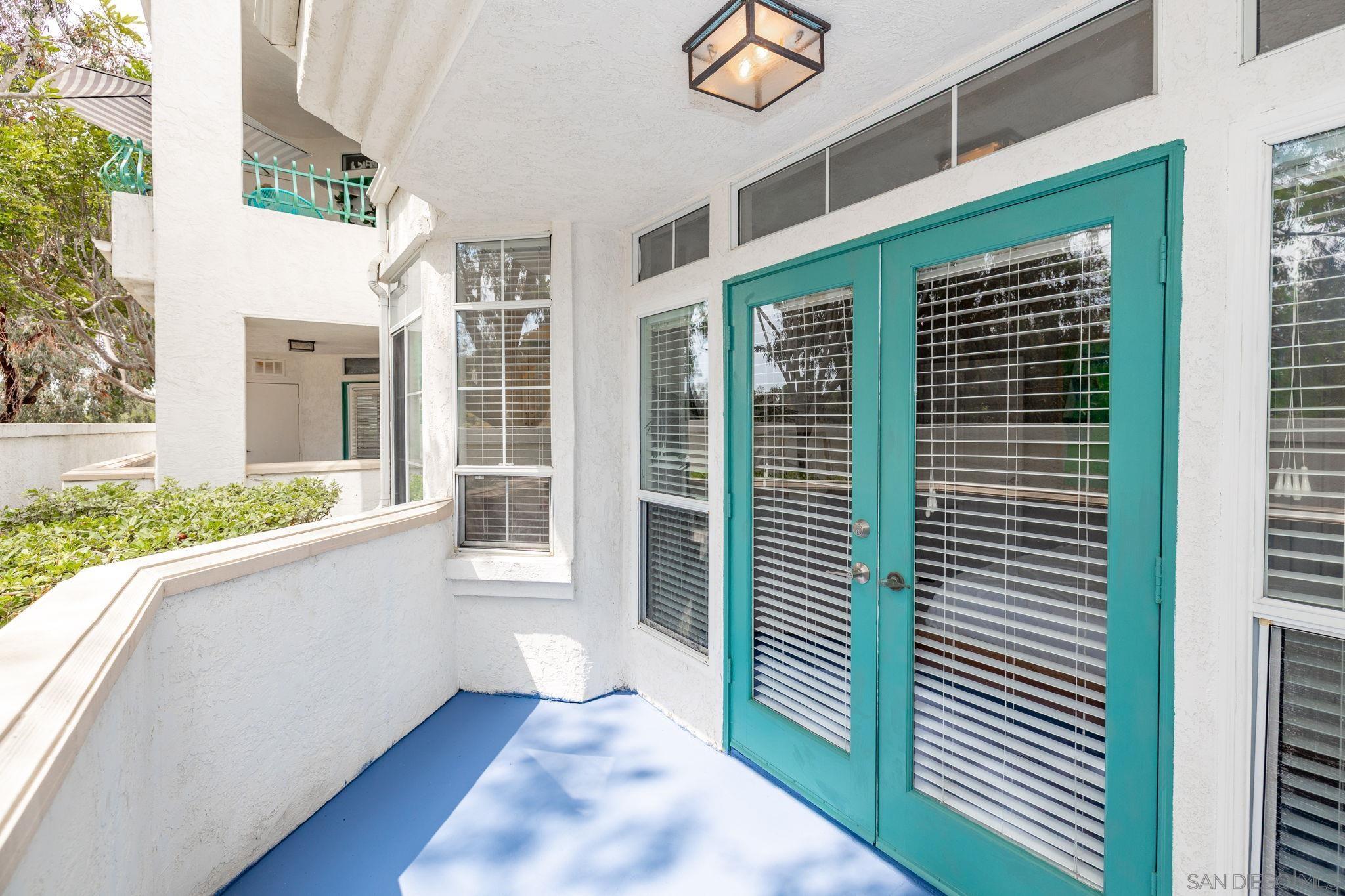 Detail Gallery Image 19 of 35 For 3335  Genoa Way  #112,  Oceanside,  CA 92056 - 2 Beds | 2 Baths