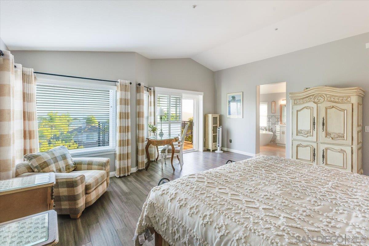 Detail Gallery Image 31 of 63 For 2451  Country View Gln, Escondido,  CA 92026 - 5 Beds | 3 Baths