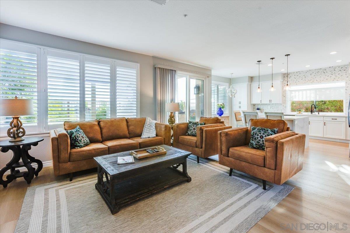 Detail Gallery Image 6 of 63 For 2451  Country View Gln, Escondido,  CA 92026 - 5 Beds | 3 Baths