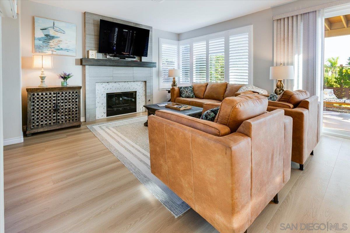 Detail Gallery Image 7 of 63 For 2451  Country View Gln, Escondido,  CA 92026 - 5 Beds | 3 Baths