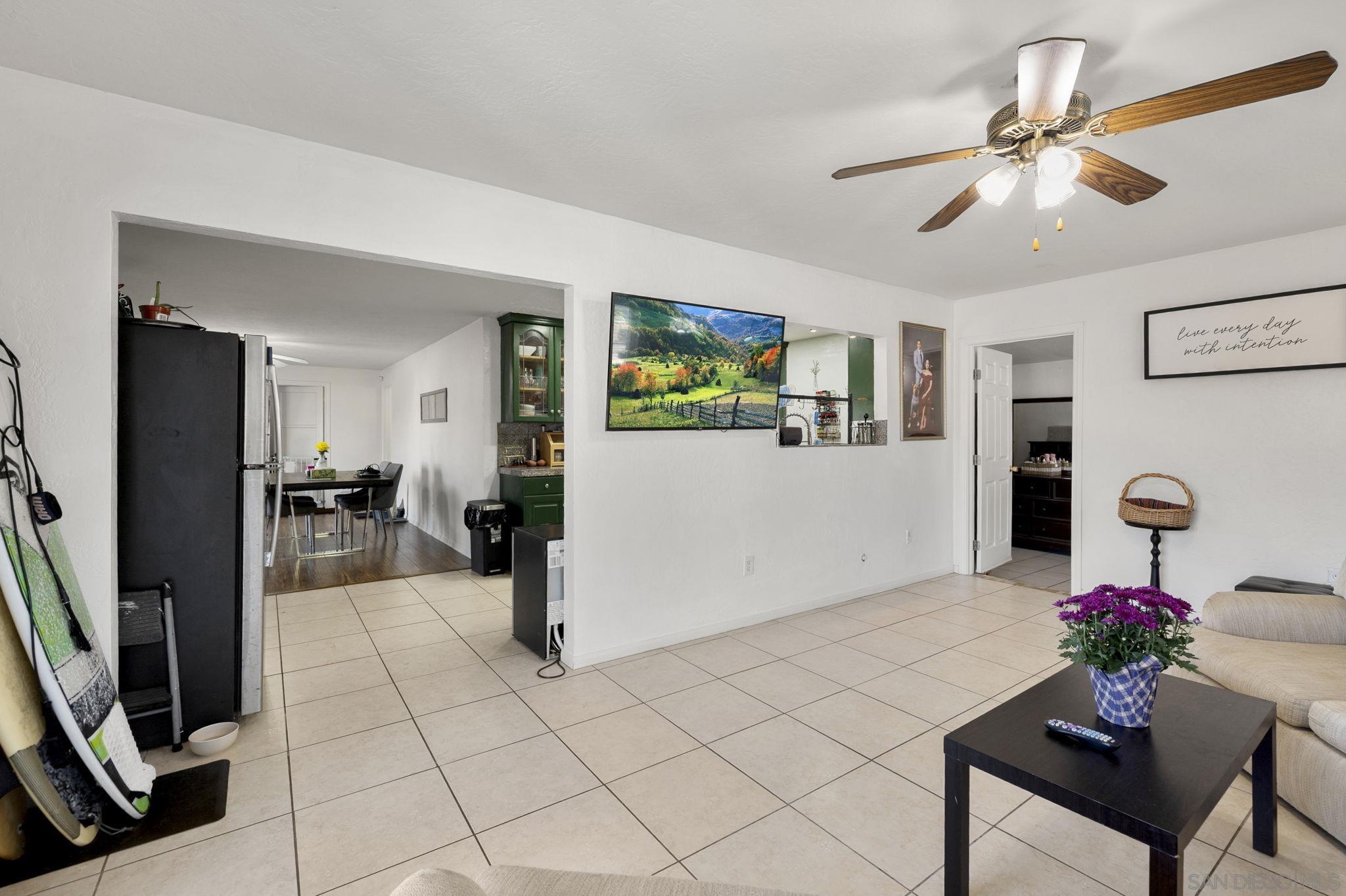 Detail Gallery Image 19 of 43 For 985  Fern Ave, Imperial Beach,  CA 91932 - 4 Beds | 2 Baths