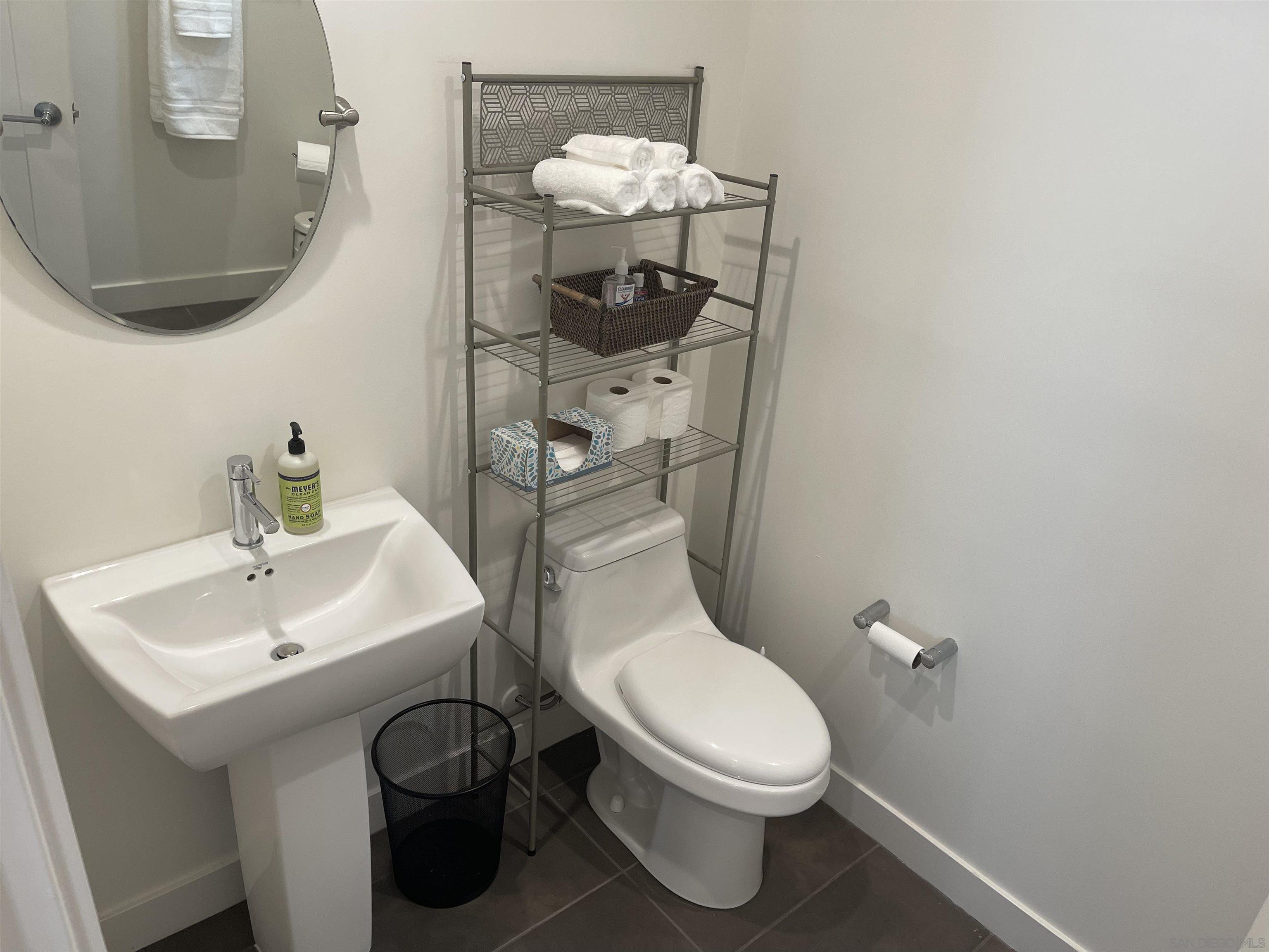 Detail Gallery Image 15 of 32 For 100  Evergreen Ave  2, Imperial Beach,  CA 91932 - 2 Beds | 2/1 Baths