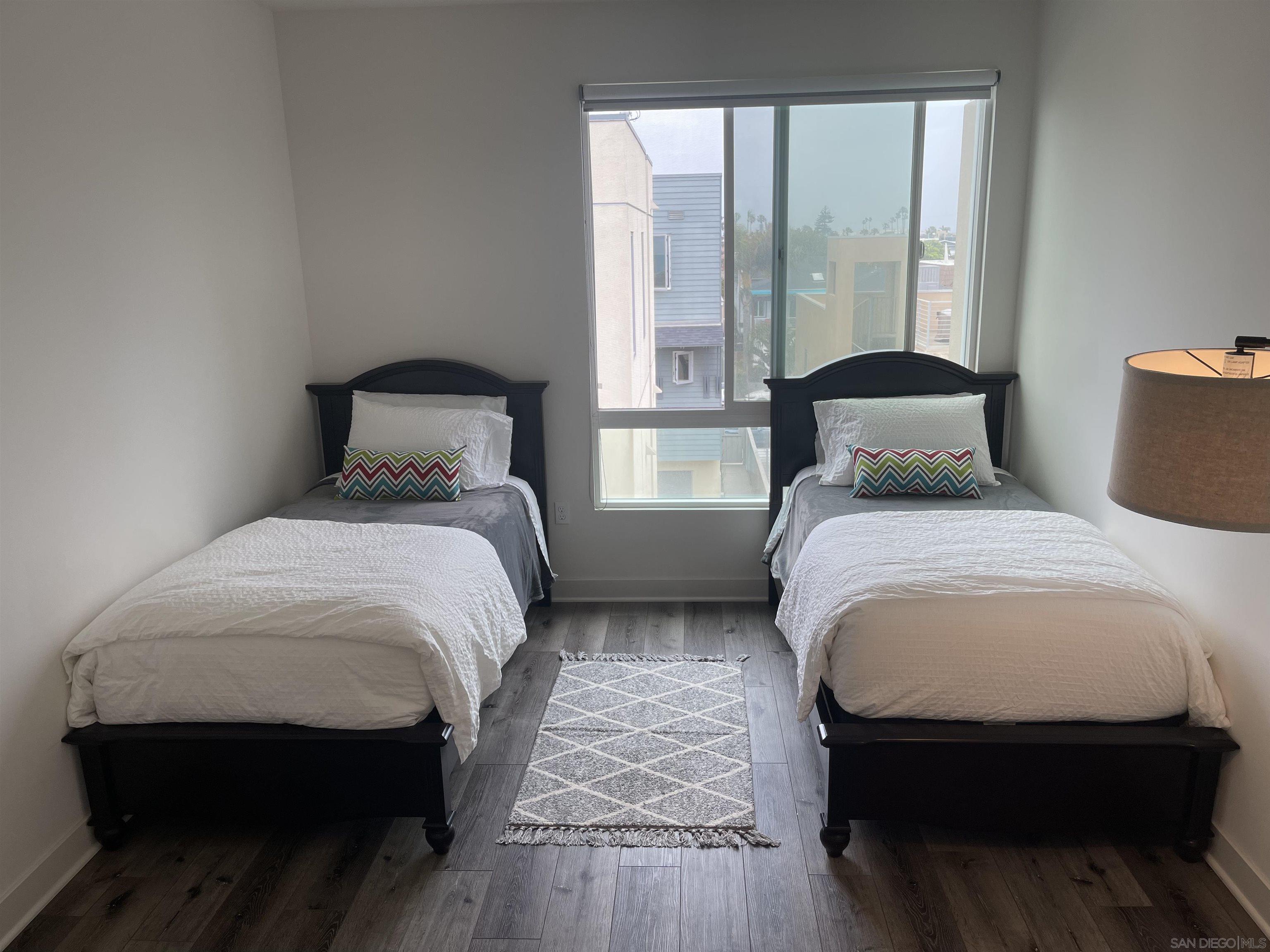 Detail Gallery Image 18 of 32 For 100  Evergreen Ave  2, Imperial Beach,  CA 91932 - 2 Beds | 2/1 Baths