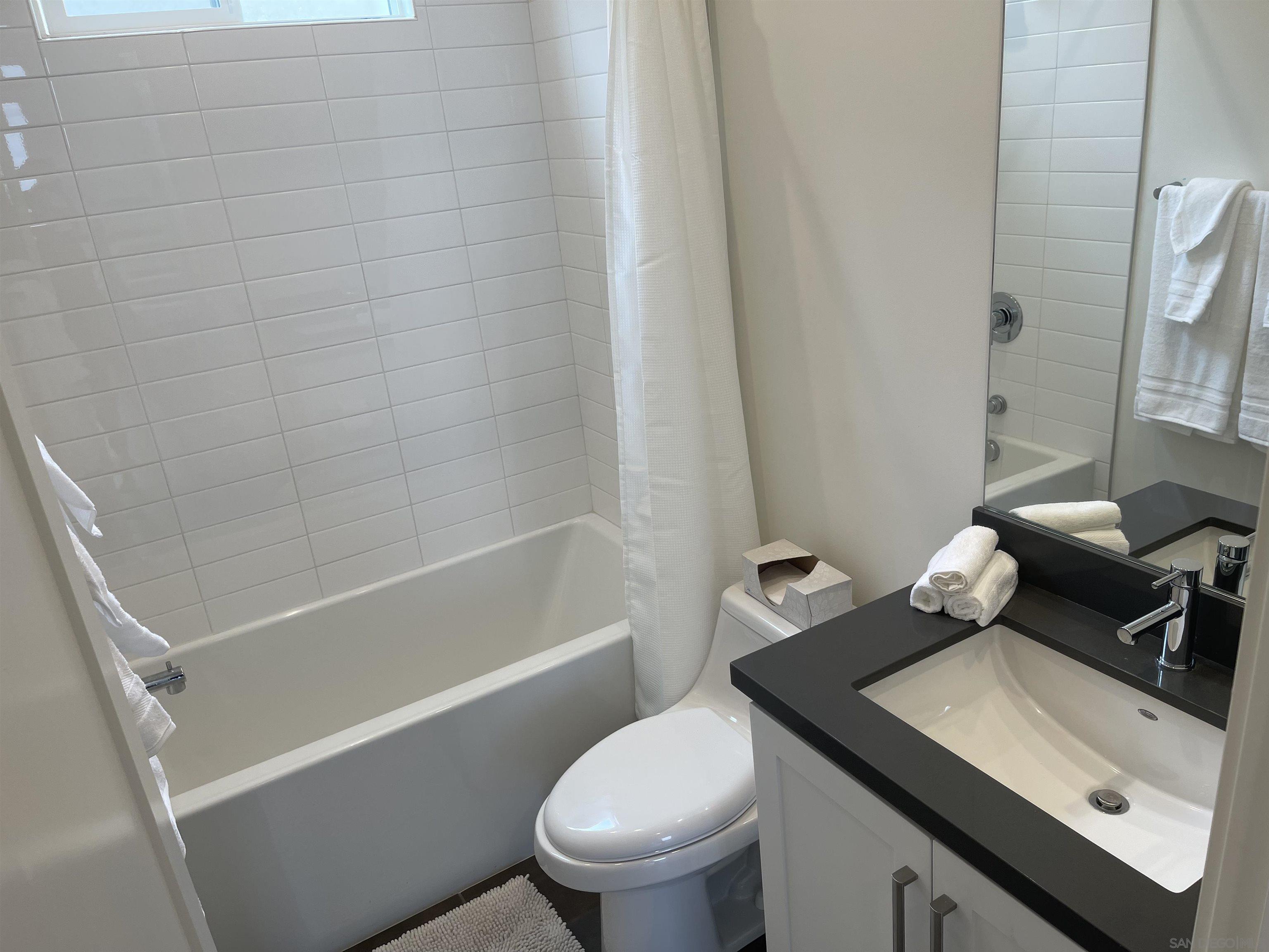 Detail Gallery Image 20 of 32 For 100  Evergreen Ave  2, Imperial Beach,  CA 91932 - 2 Beds | 2/1 Baths