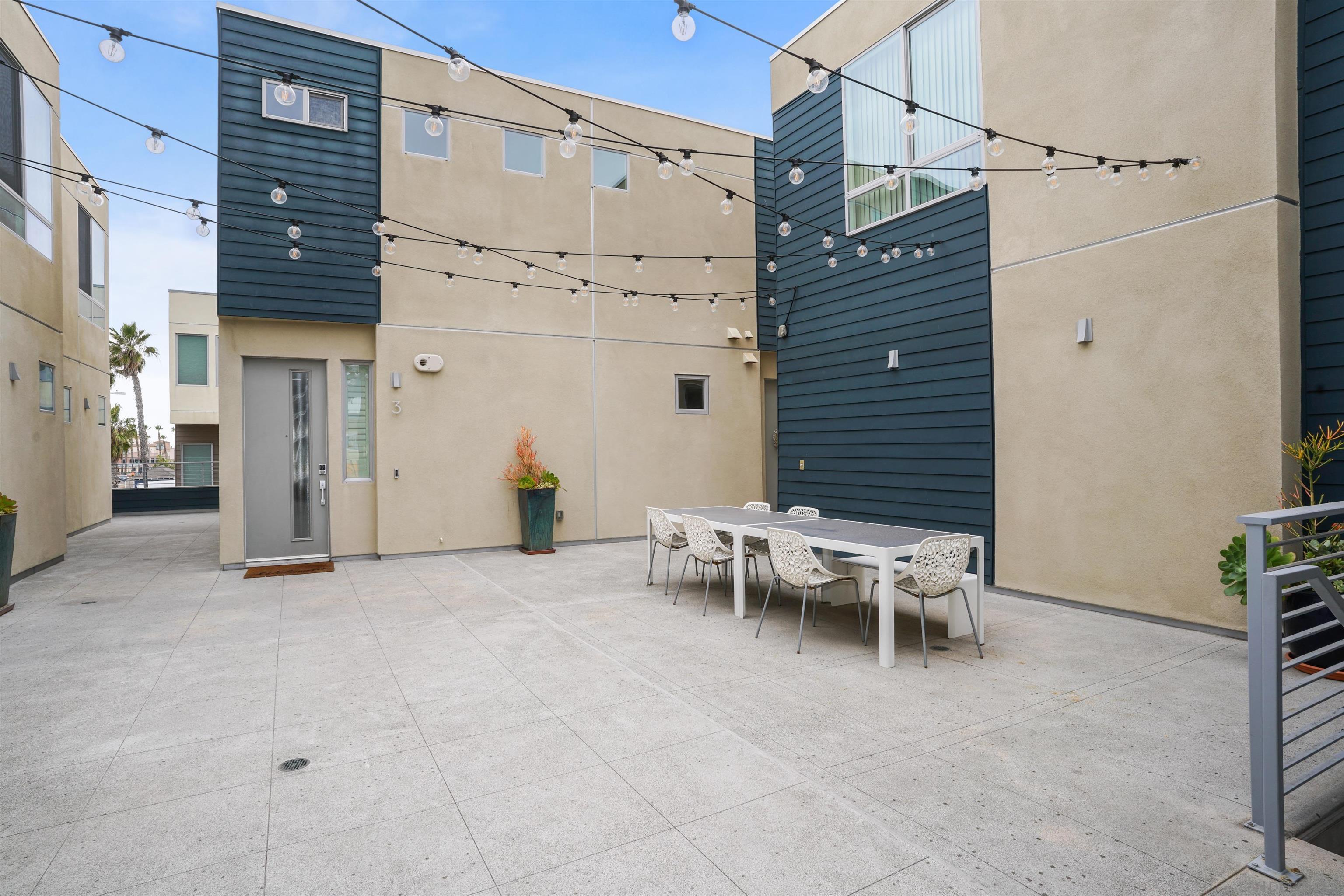 Detail Gallery Image 31 of 32 For 100  Evergreen Ave  2, Imperial Beach,  CA 91932 - 2 Beds | 2/1 Baths