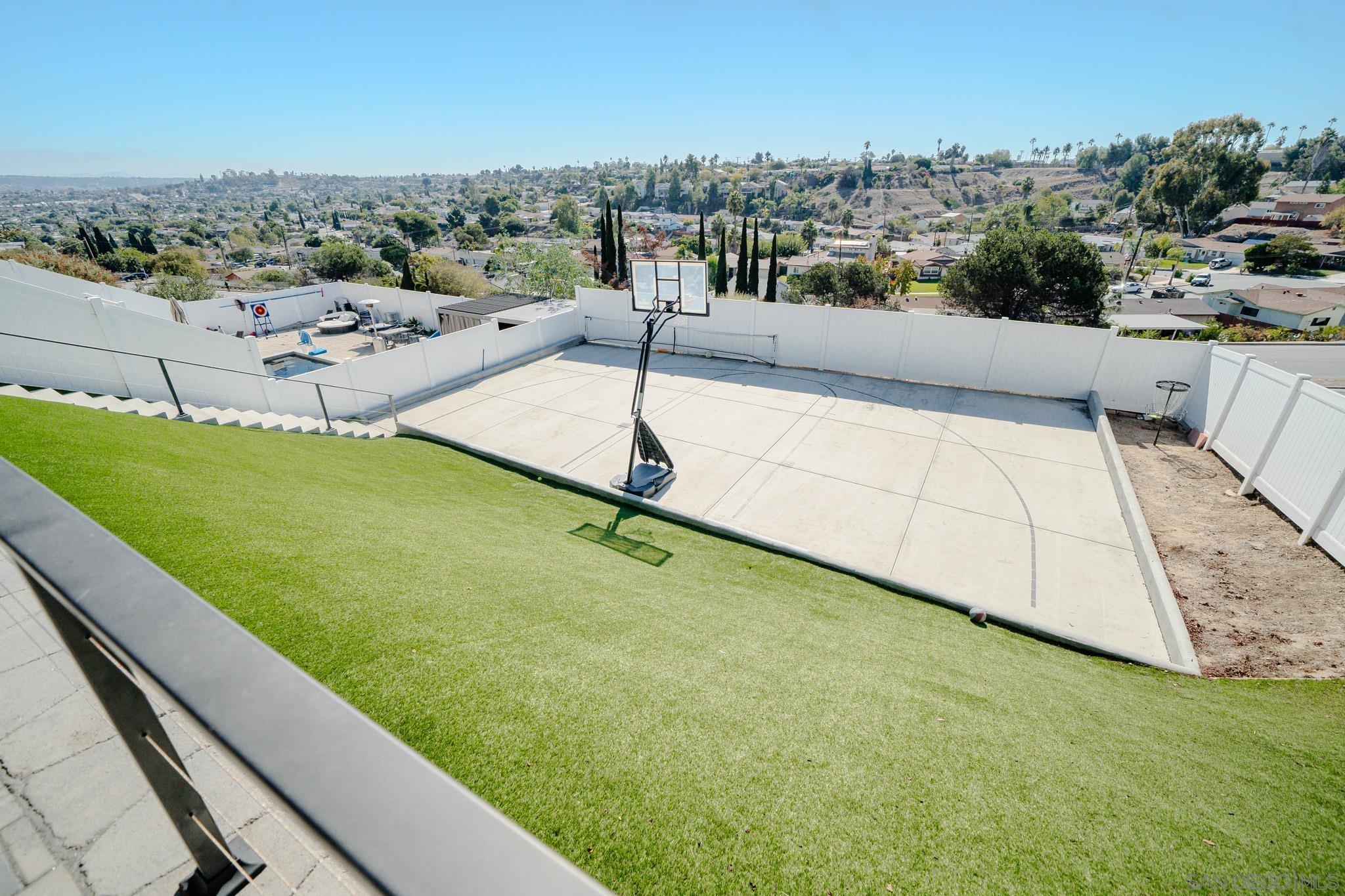 Detail Gallery Image 28 of 35 For 8207  Dorchester St, Spring Valley,  CA 91977 - 3 Beds | 2 Baths